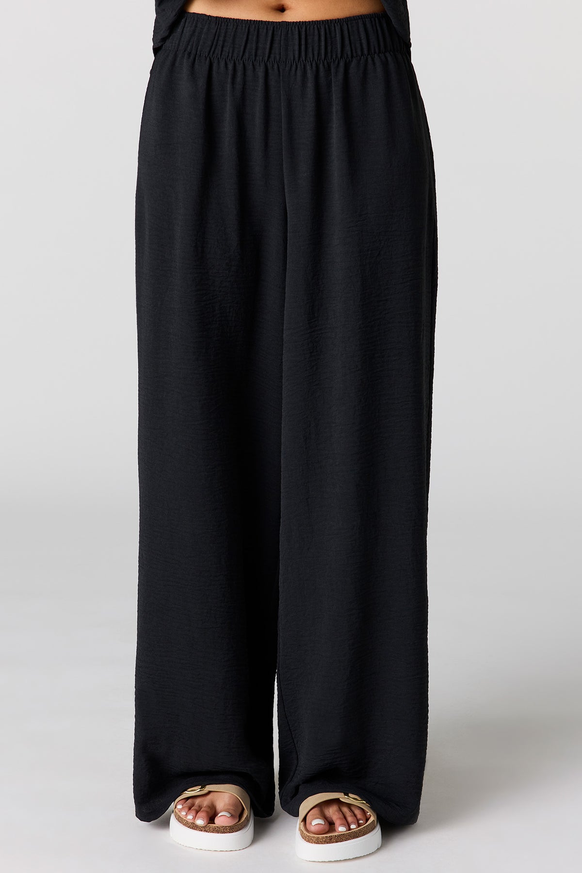 Vue alternative 2. Pantalon texturé à jambe large
