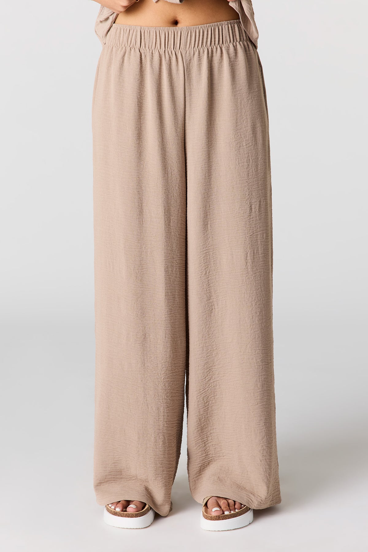 Vue alternative 2. Pantalon texturé à jambe large