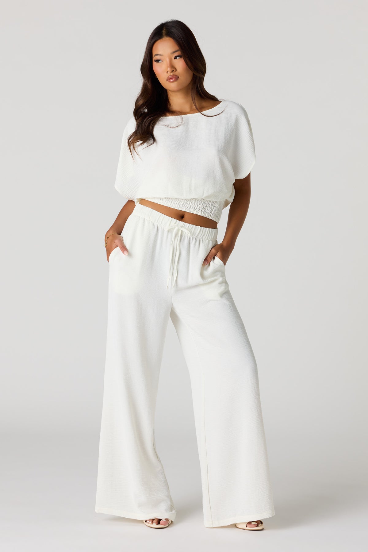 Pantalon à jambe large avec taille coulissante