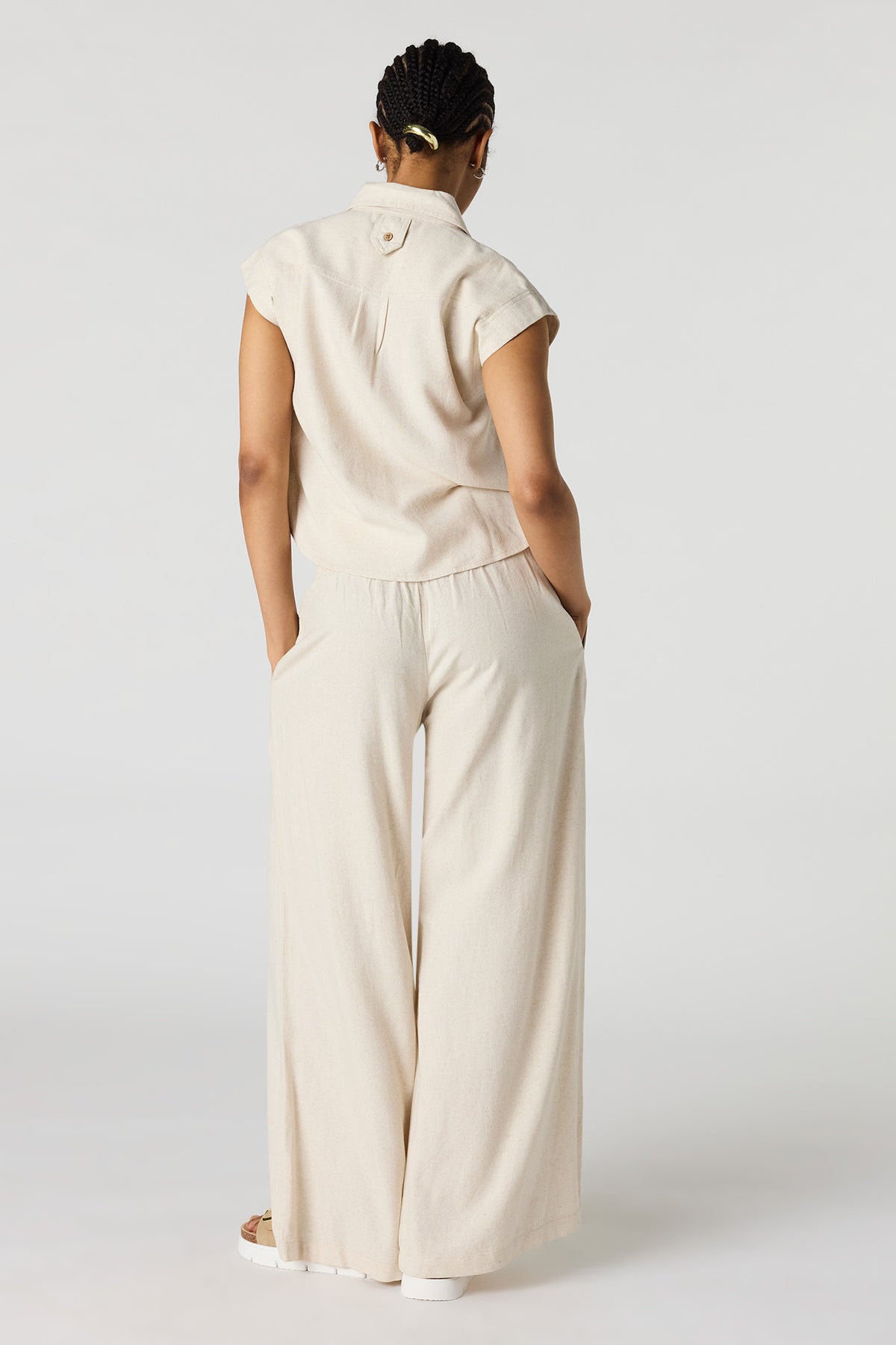 Alt View 3. Linen-Blend Wide Leg Pant - Natural
