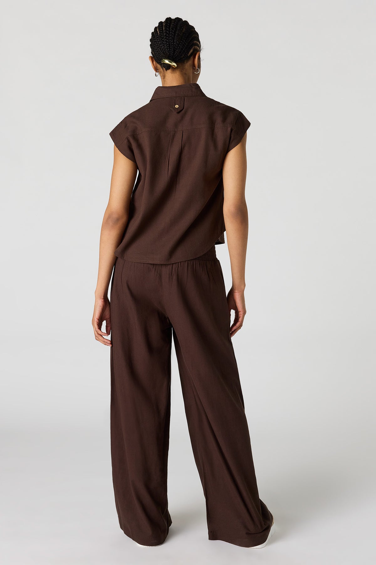 Alt View 3. Linen-Blend Wide Leg Pant - Brown