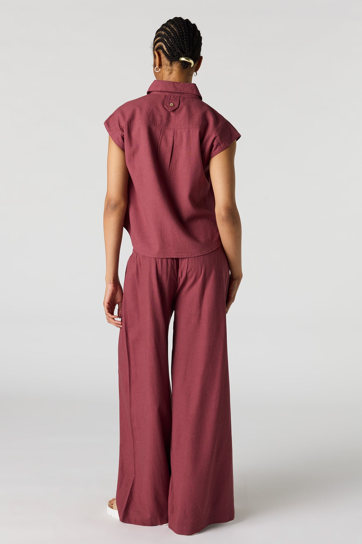 Vue alternative 4. Pantalon à jambe large en mélange de lin