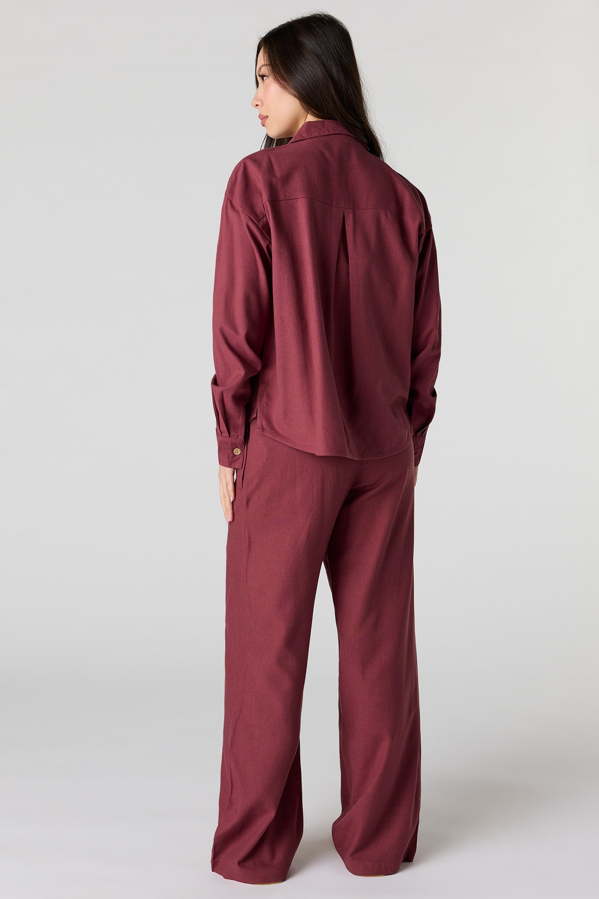 Vue alternative 3. Pantalon à jambe large en mélange de lin avec taille coulissante