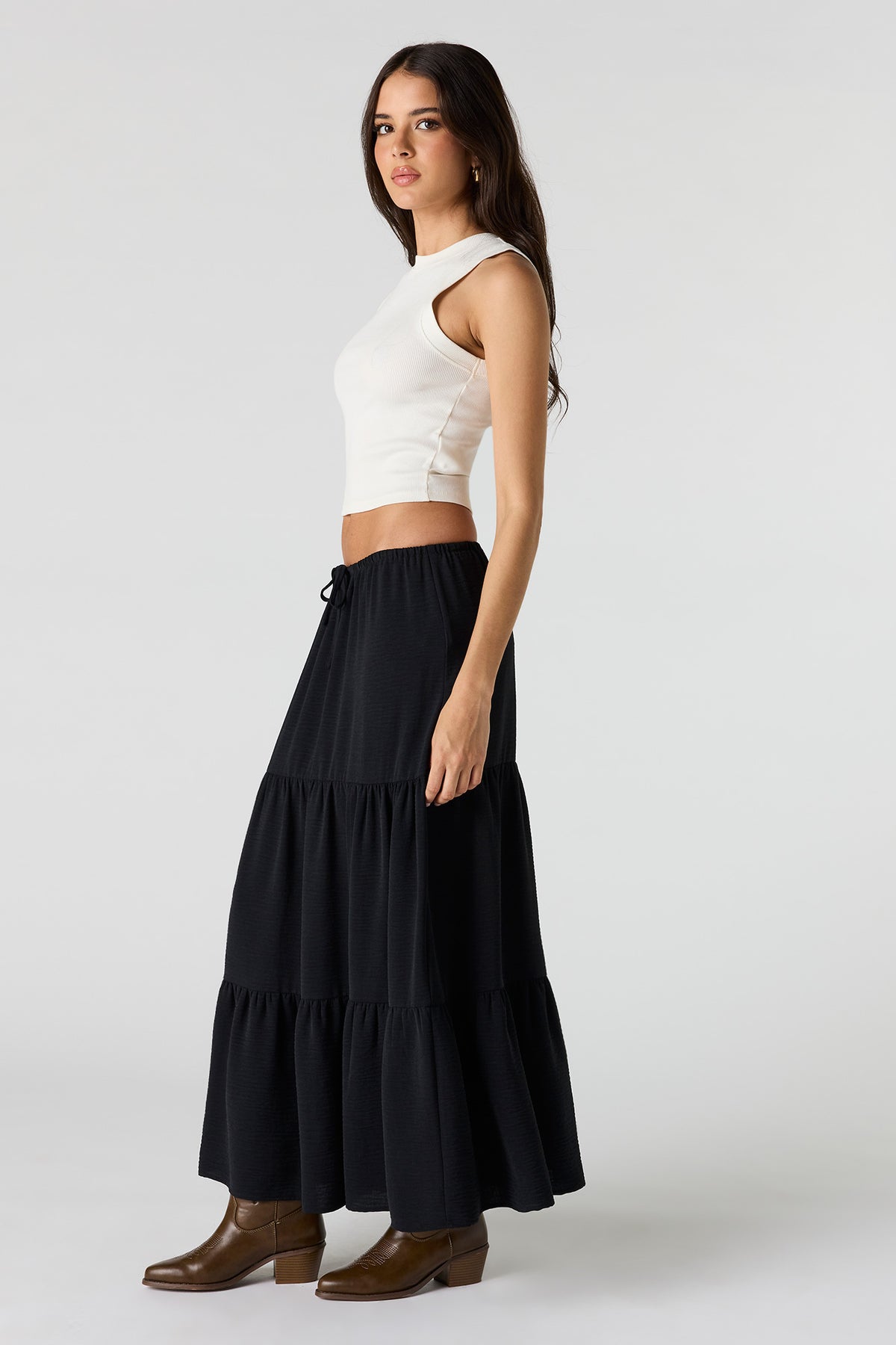 Alt View 2. Tiered Maxi Skirt - Black