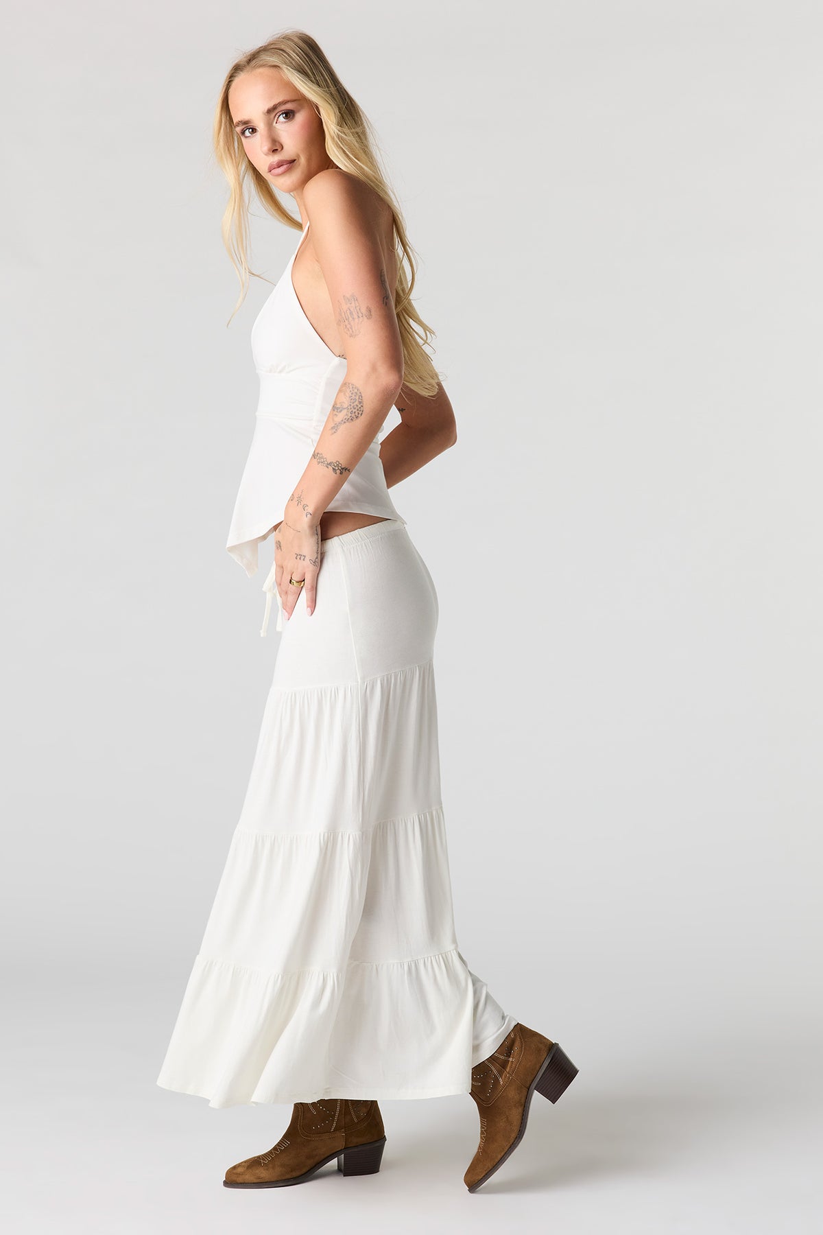 Alt View 2. Tiered Maxi Skirt - White
