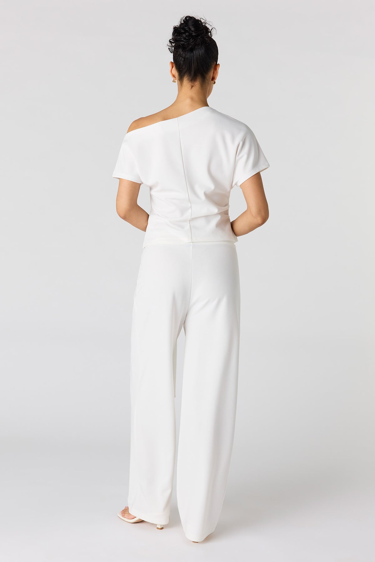 Alt View 4. Belted Pleated Wide Leg Pant - White