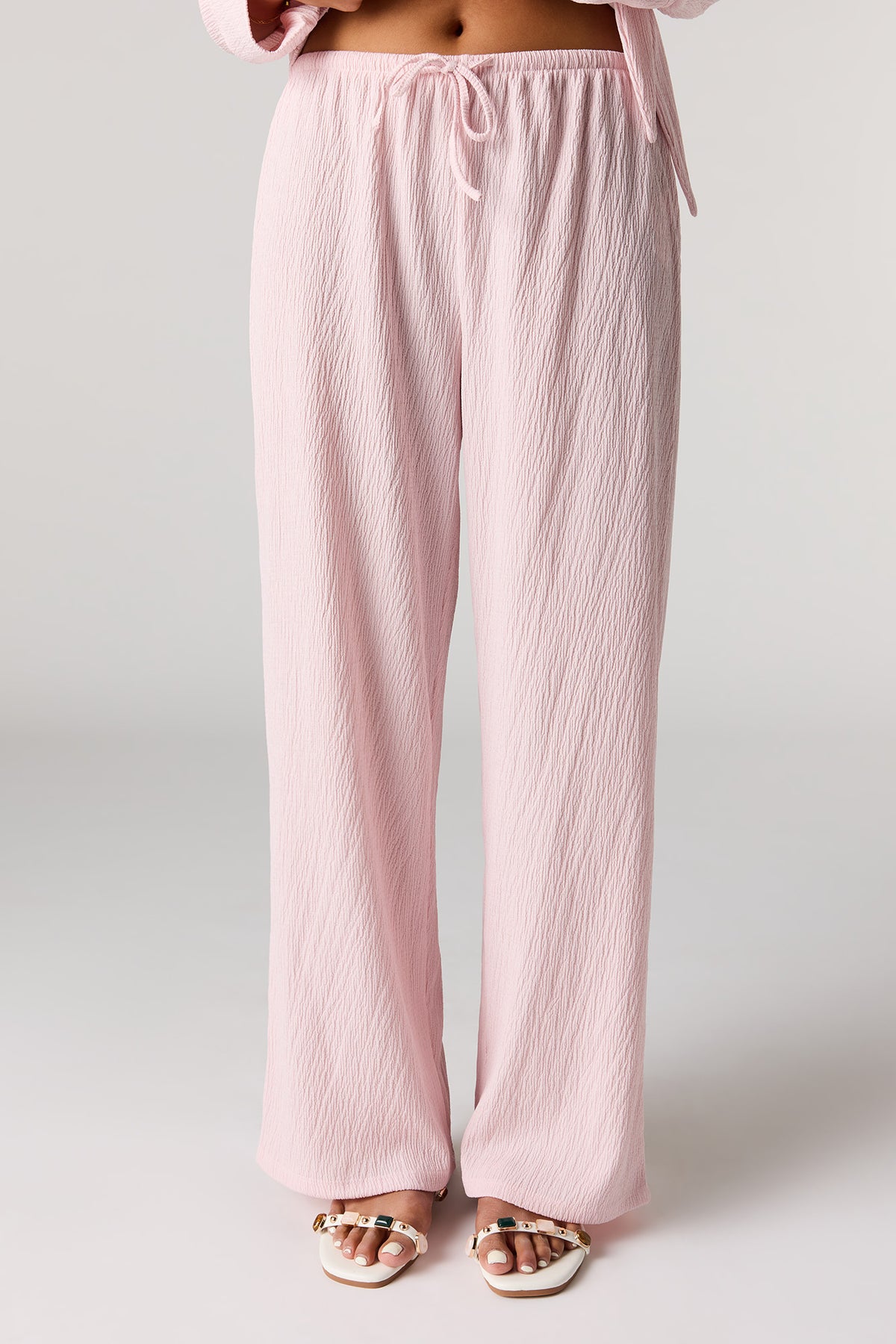 Alt View 2. Textured Wide Leg Pant - Lilac