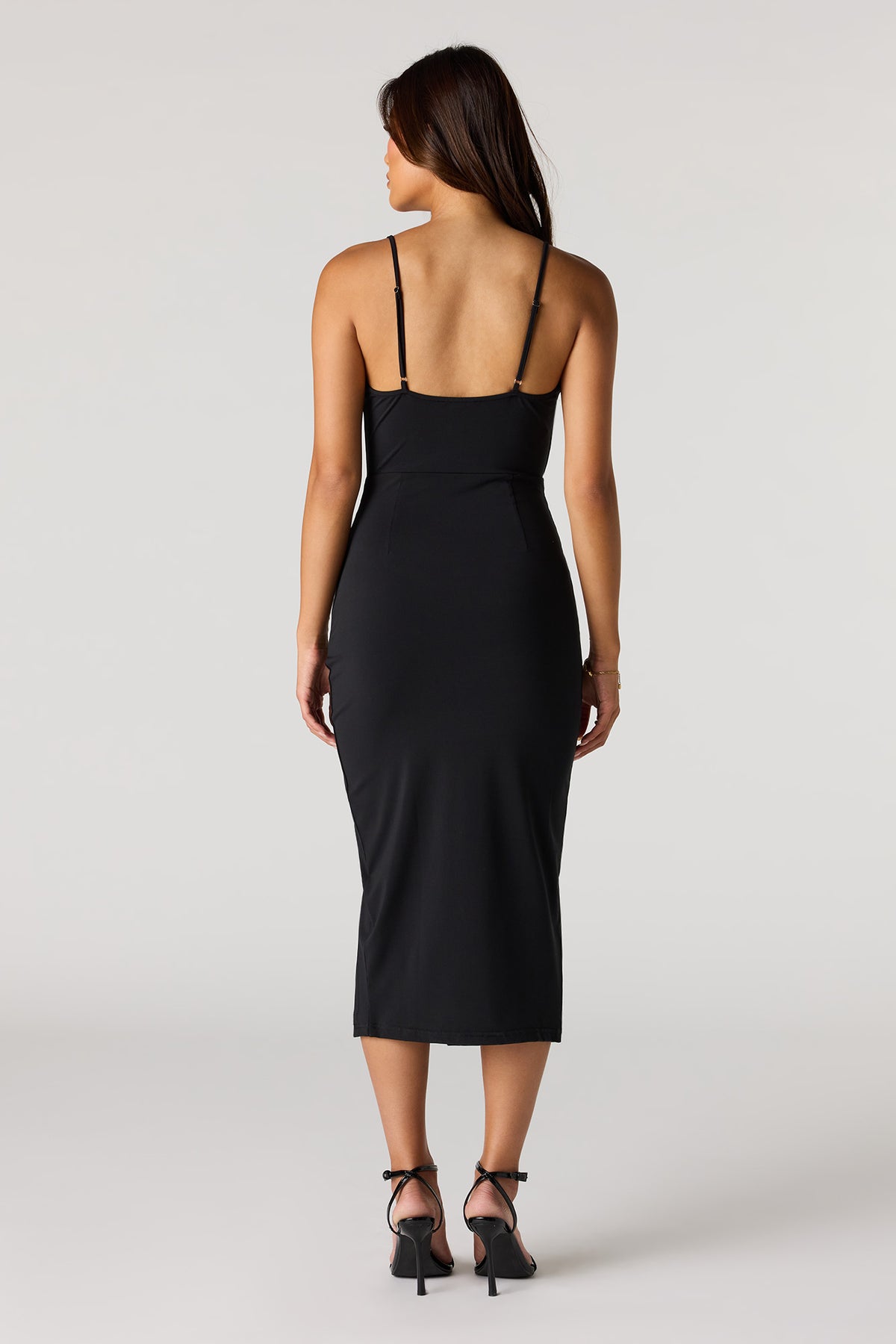 Vue alternative 3. Robe midi croisée à décolleté en coeur