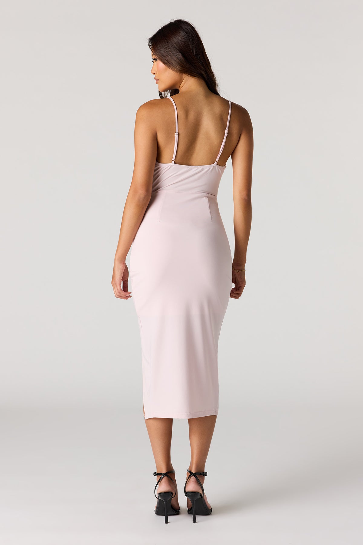 Vue alternative 3. Robe midi croisée à décolleté en coeur