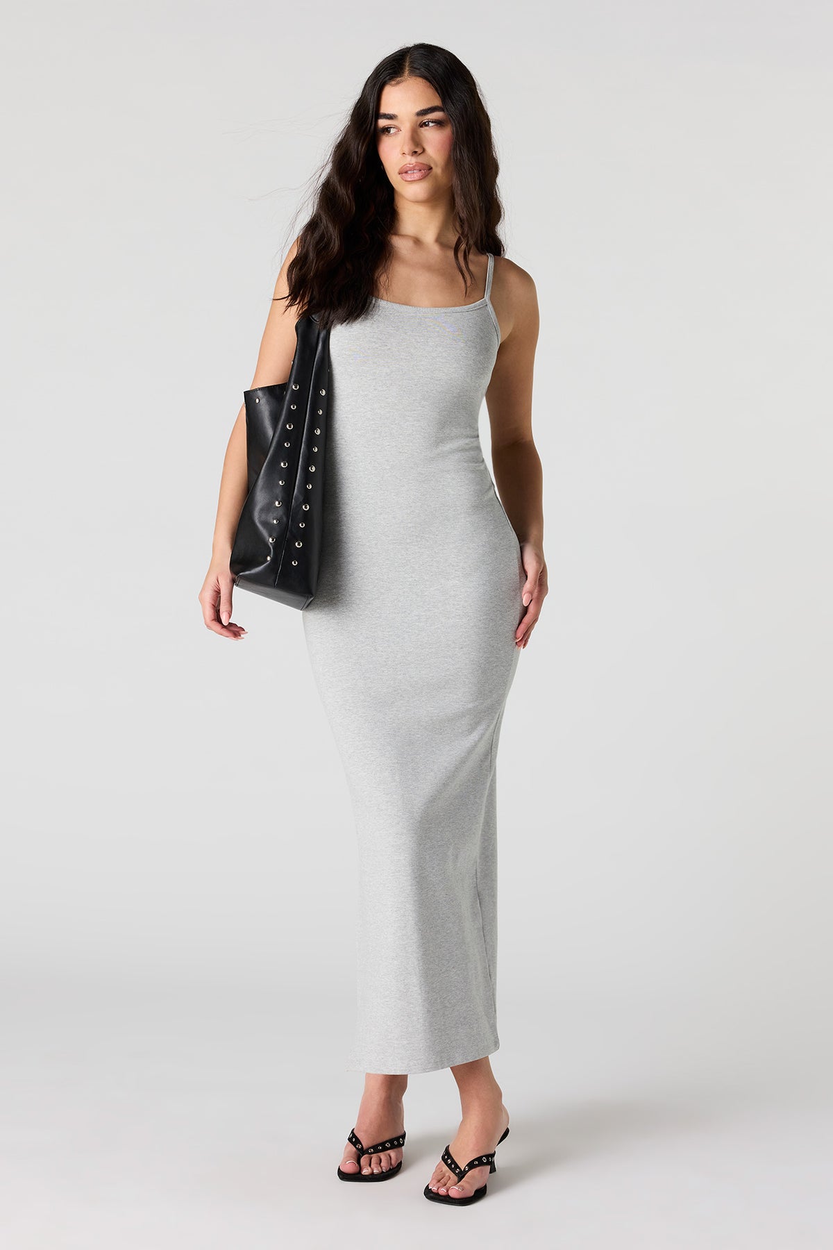 Robe maxi avec découpes au dos et encolure dégagée