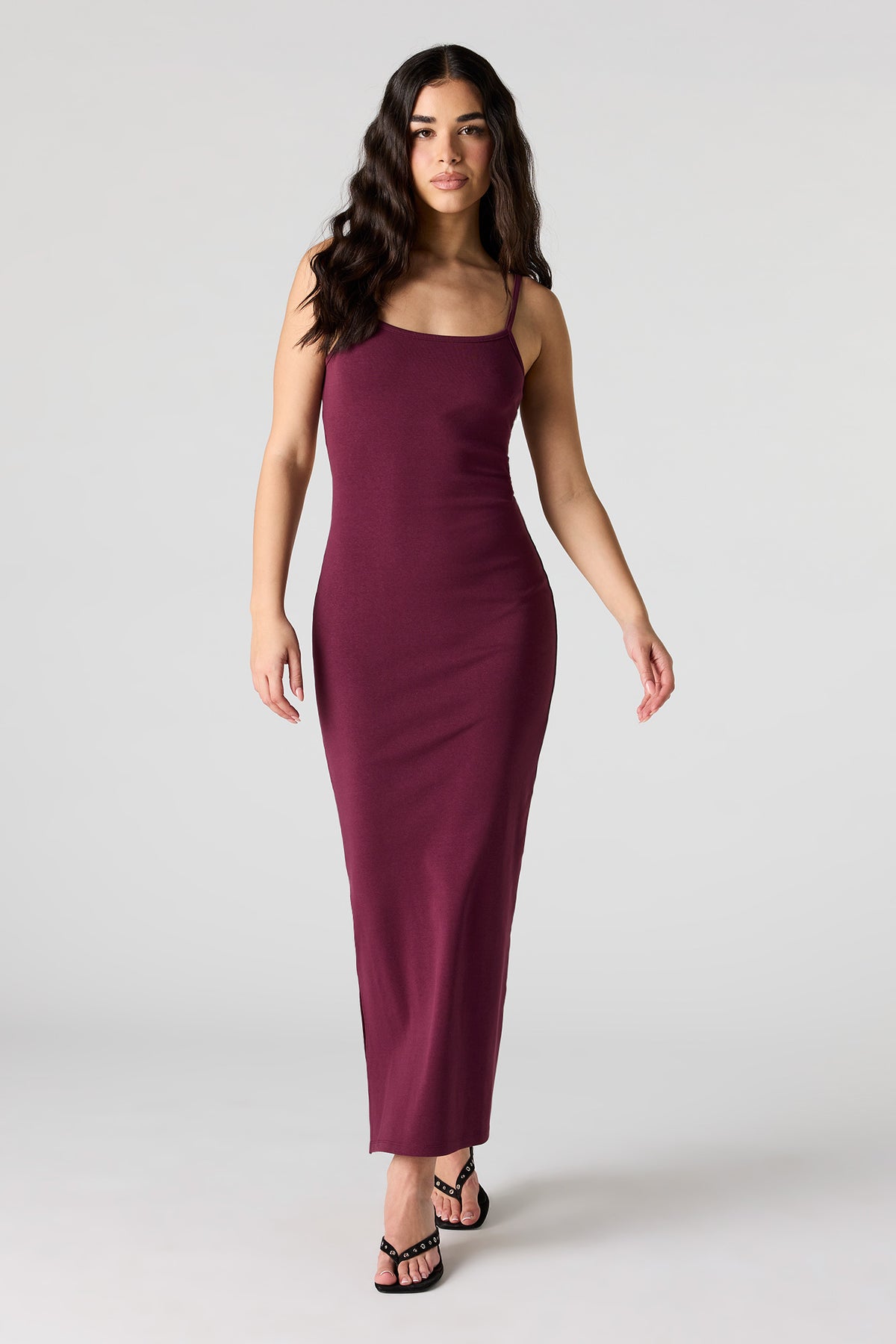 Robe maxi avec découpes au dos et encolure dégagée