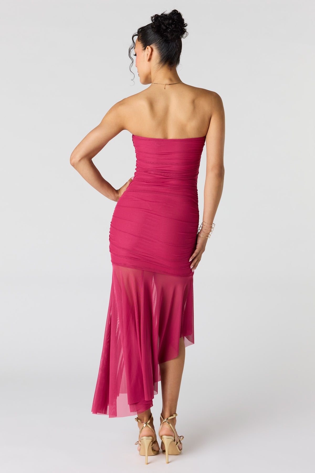 Vue alternative 3. Robe tubulaire ruchée en filet à taille basse