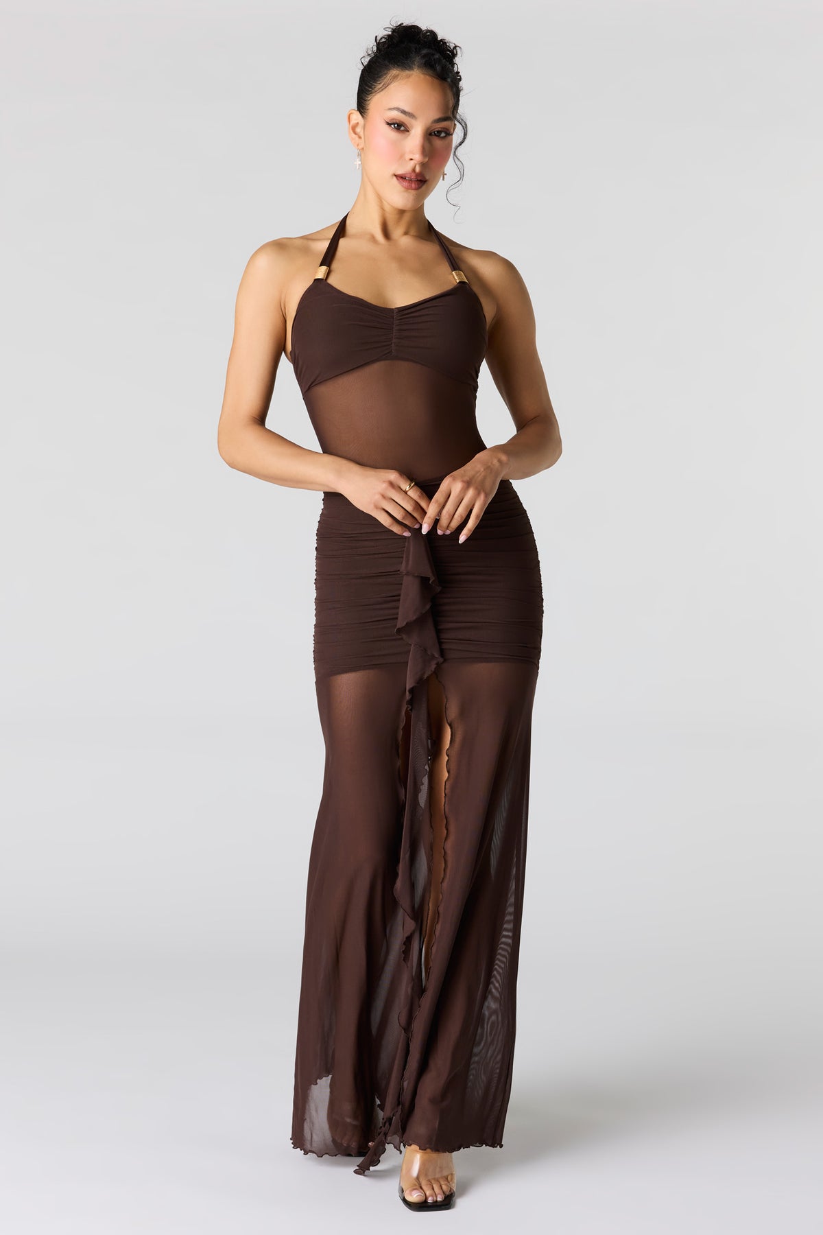 Robe bain-de-soleil maxi volantée ruchée en filet