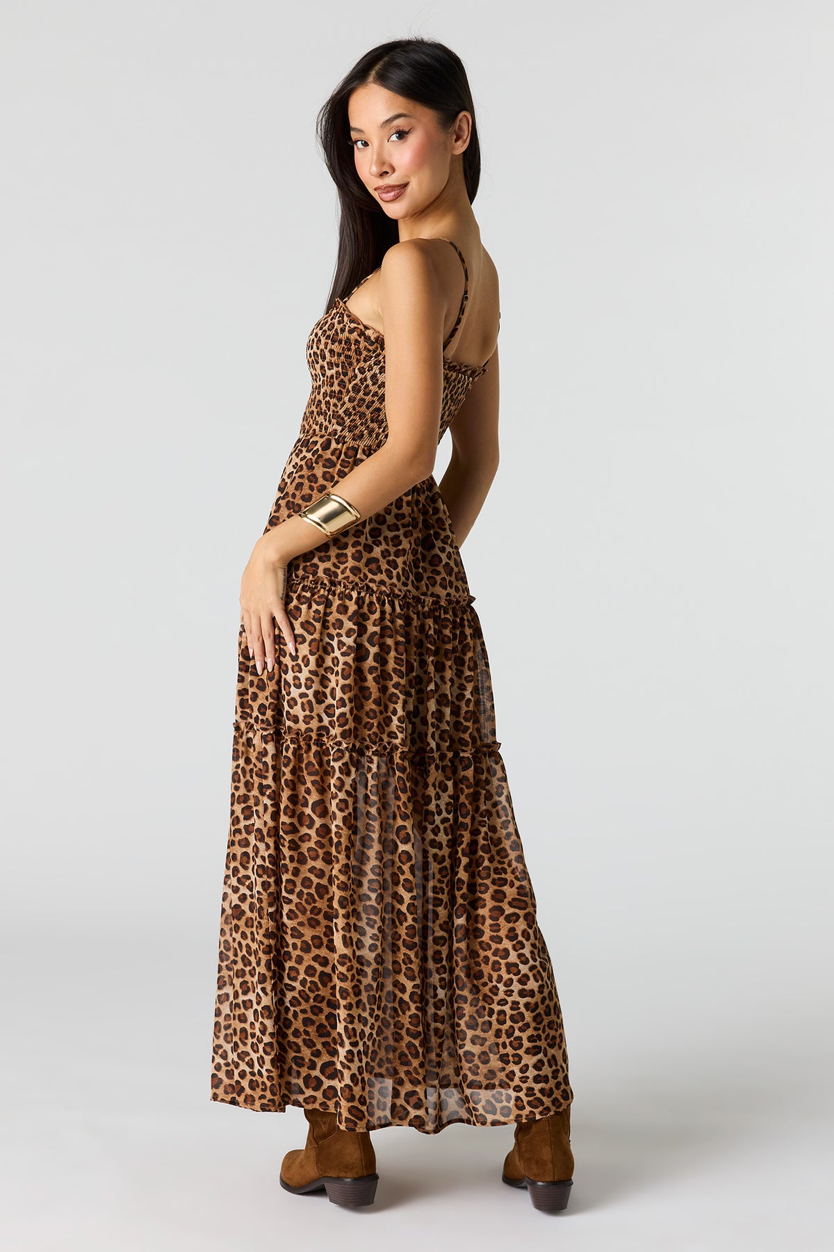 Vue alternative 3. Robe maxi volantée smockée en chiffon avec fente
