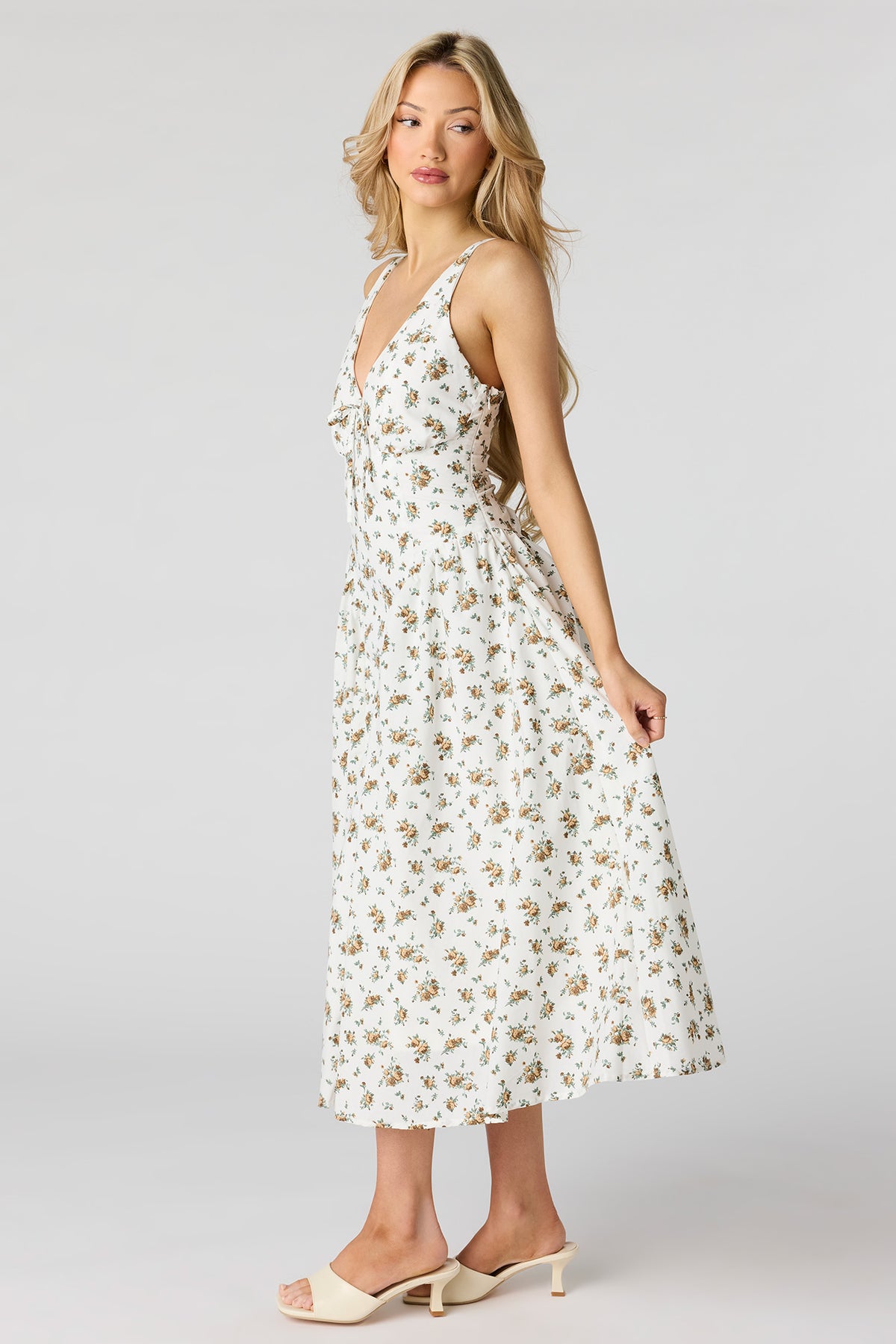 Vue alternative 2. Robe midi lacée au dos avec encolure en V
