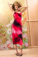 Robe midi en satin à col châle