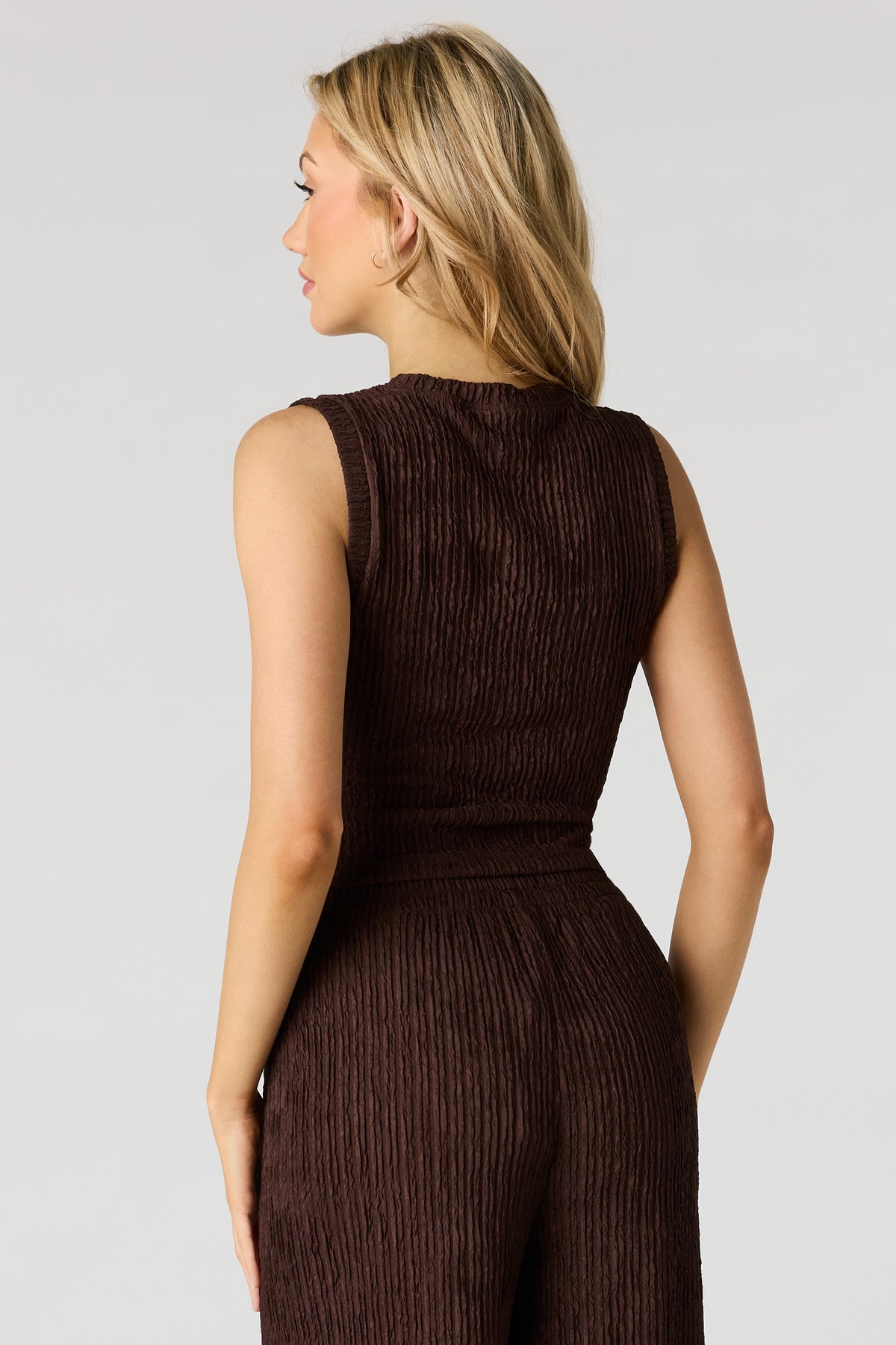 Alt View 2. Textured Tank - Brown