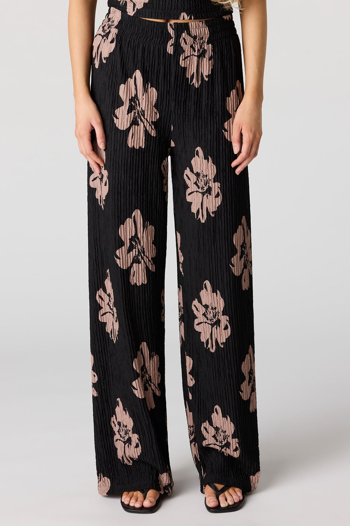 Alt View 2. Textured Wide Leg Pant - Black