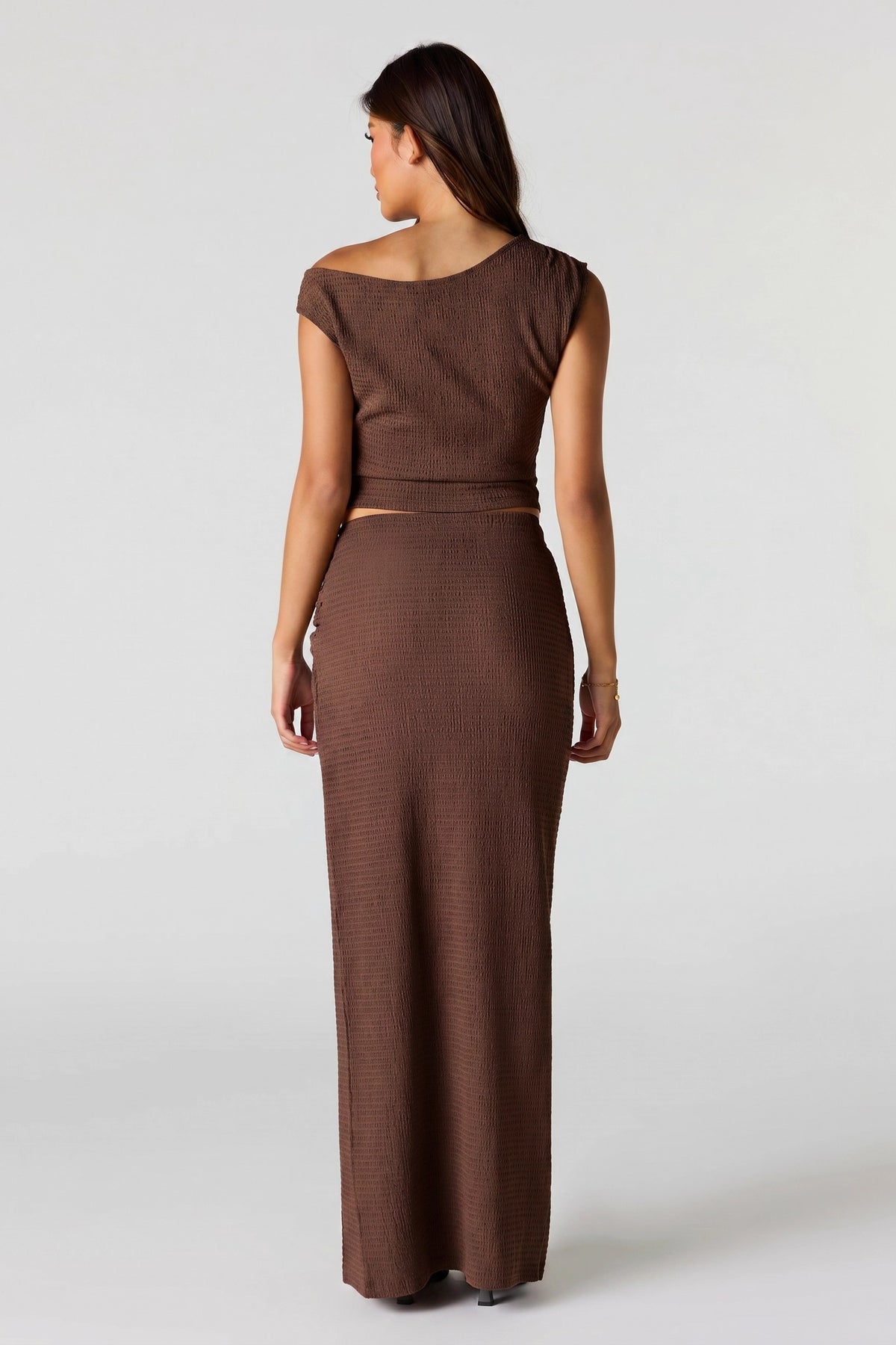 Alt View 3. Textured Slit Maxi Skirt - Brown