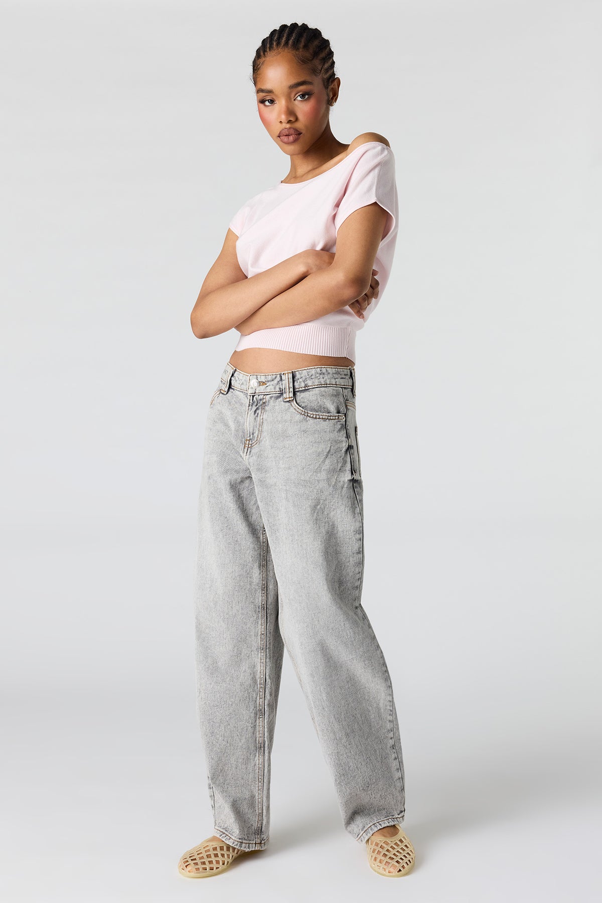 Vue alternative 3. Haut en tricot à épaule unique