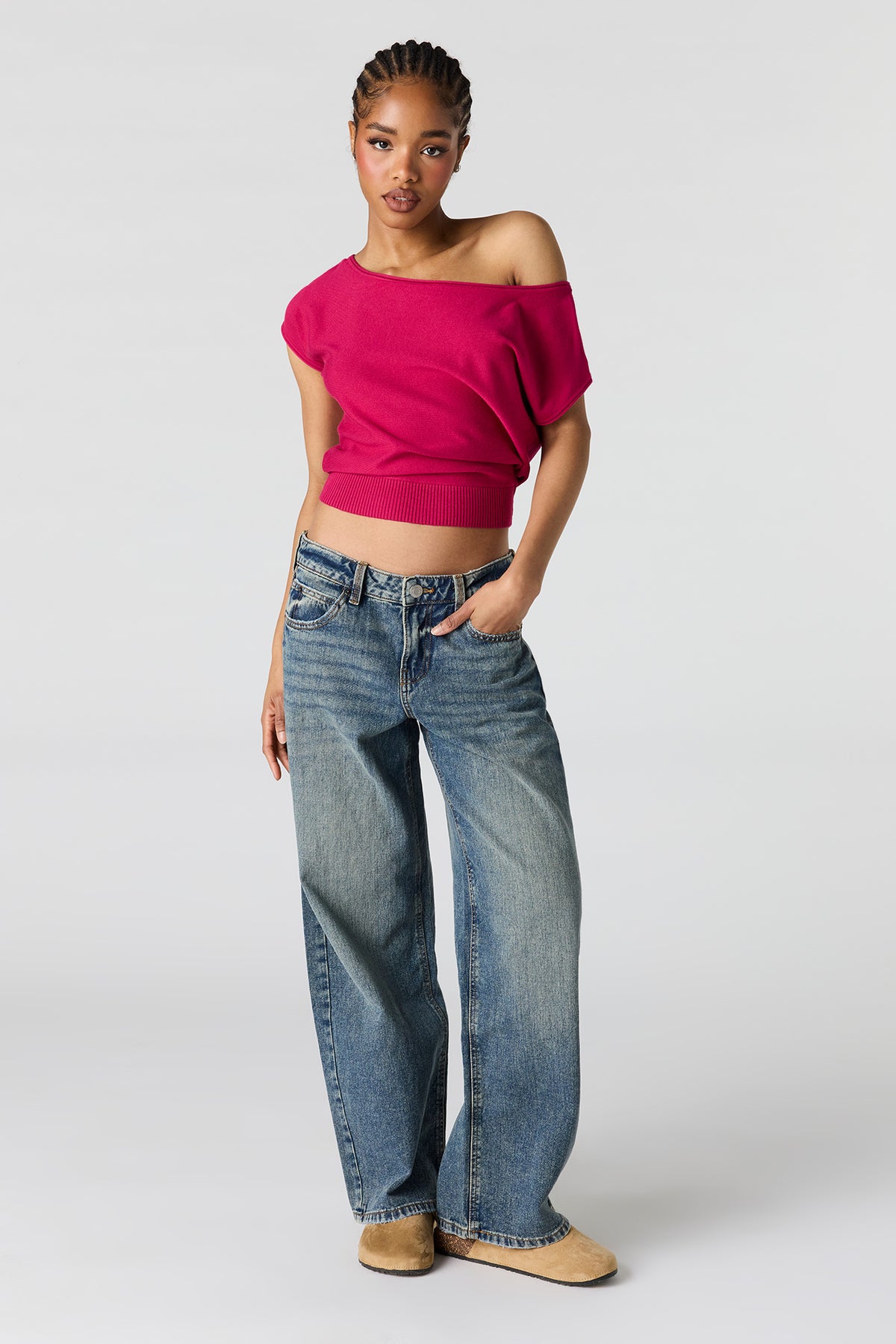 Vue alternative 3. Haut en tricot à épaule unique