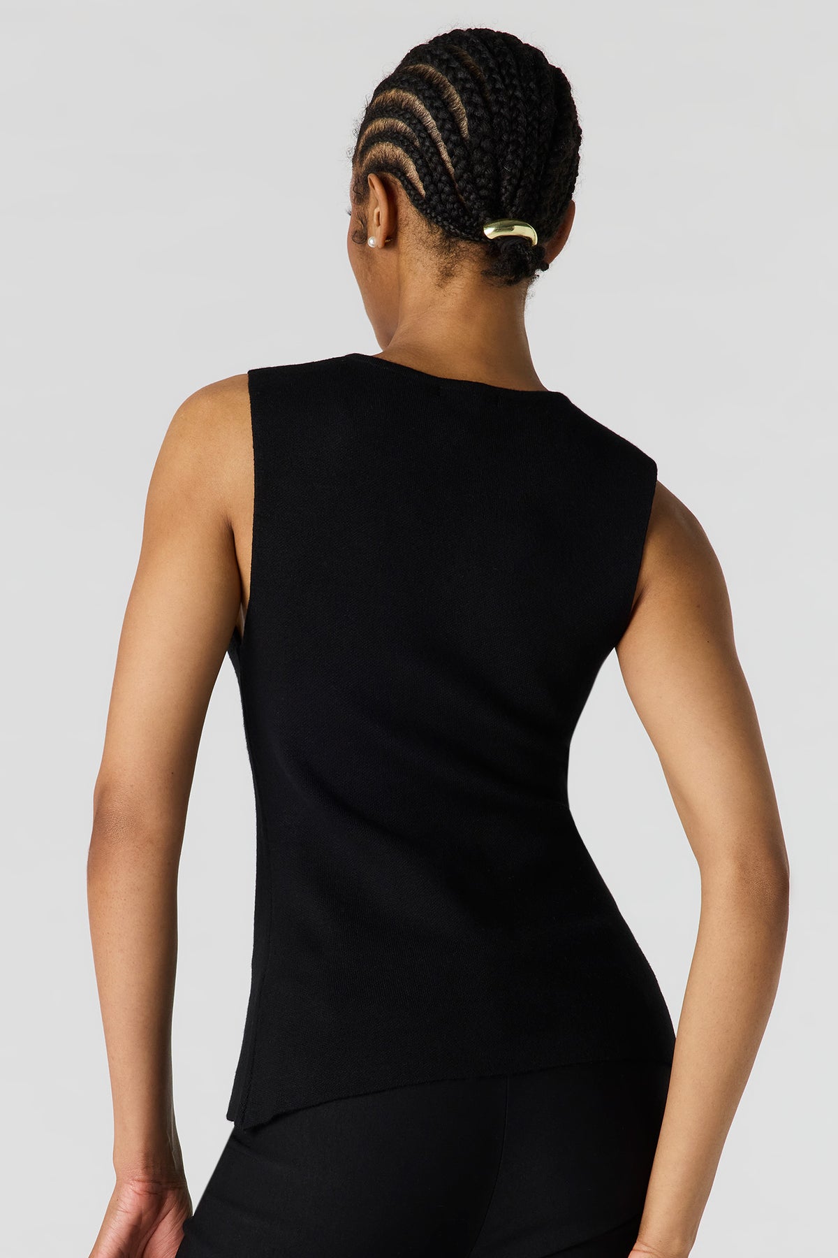 Vue alternative 2. Veste boutonnée en tricot