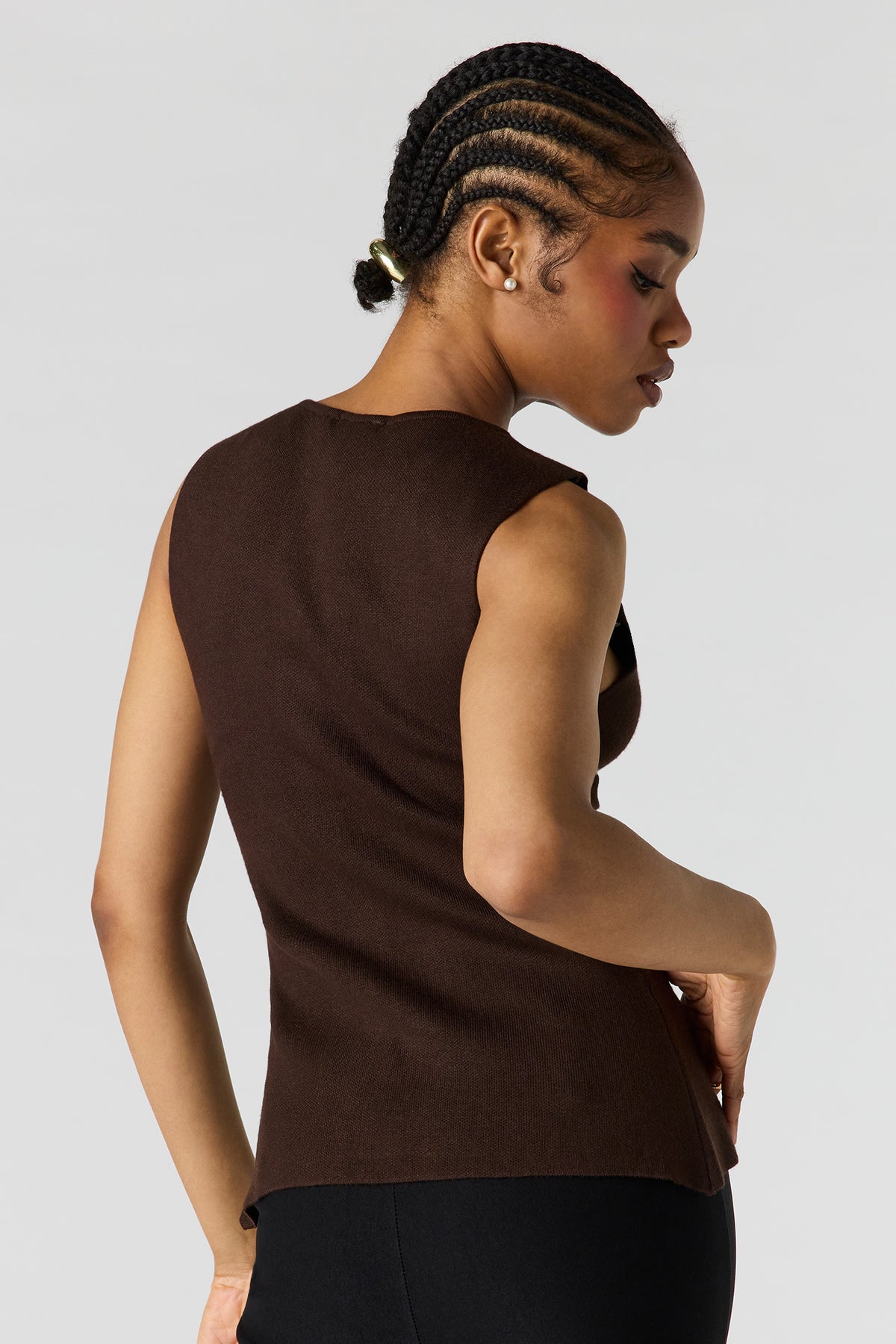 Vue alternative 2. Veste boutonnée en tricot