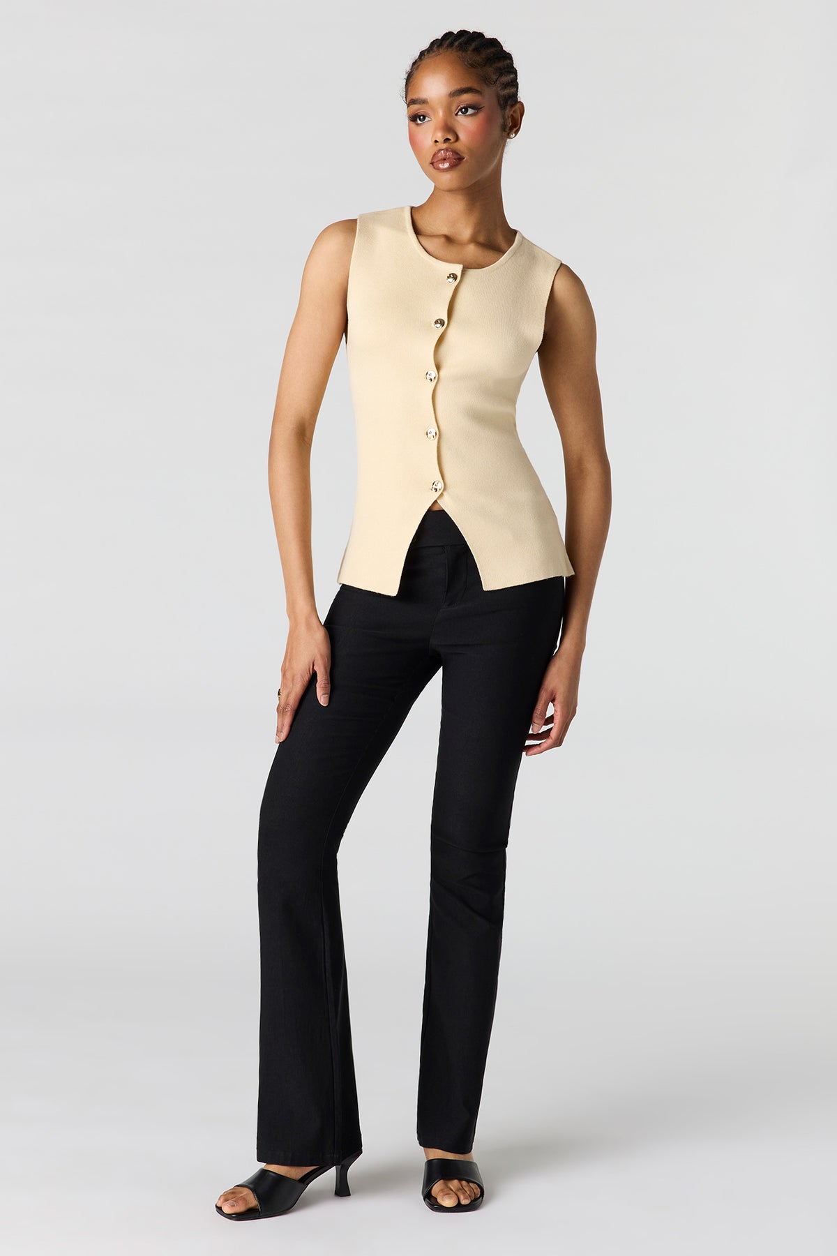 Vue alternative 3. Veste boutonnée en tricot