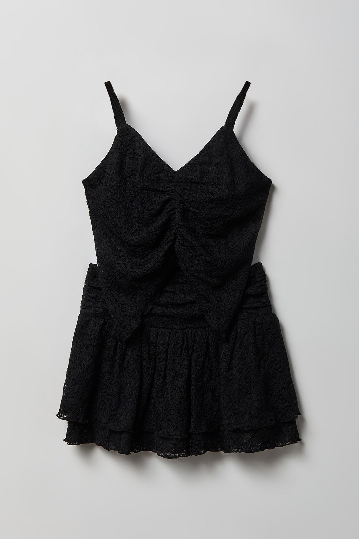 Ensemble avec débardeur en dentelle et jupe-short pour fille