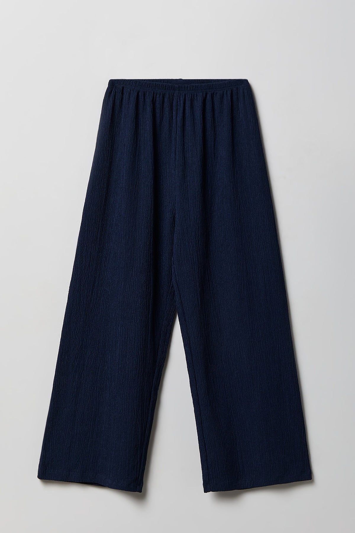 Vue alternative 4. Ensemble avec haut texturé et pantalon pour fille