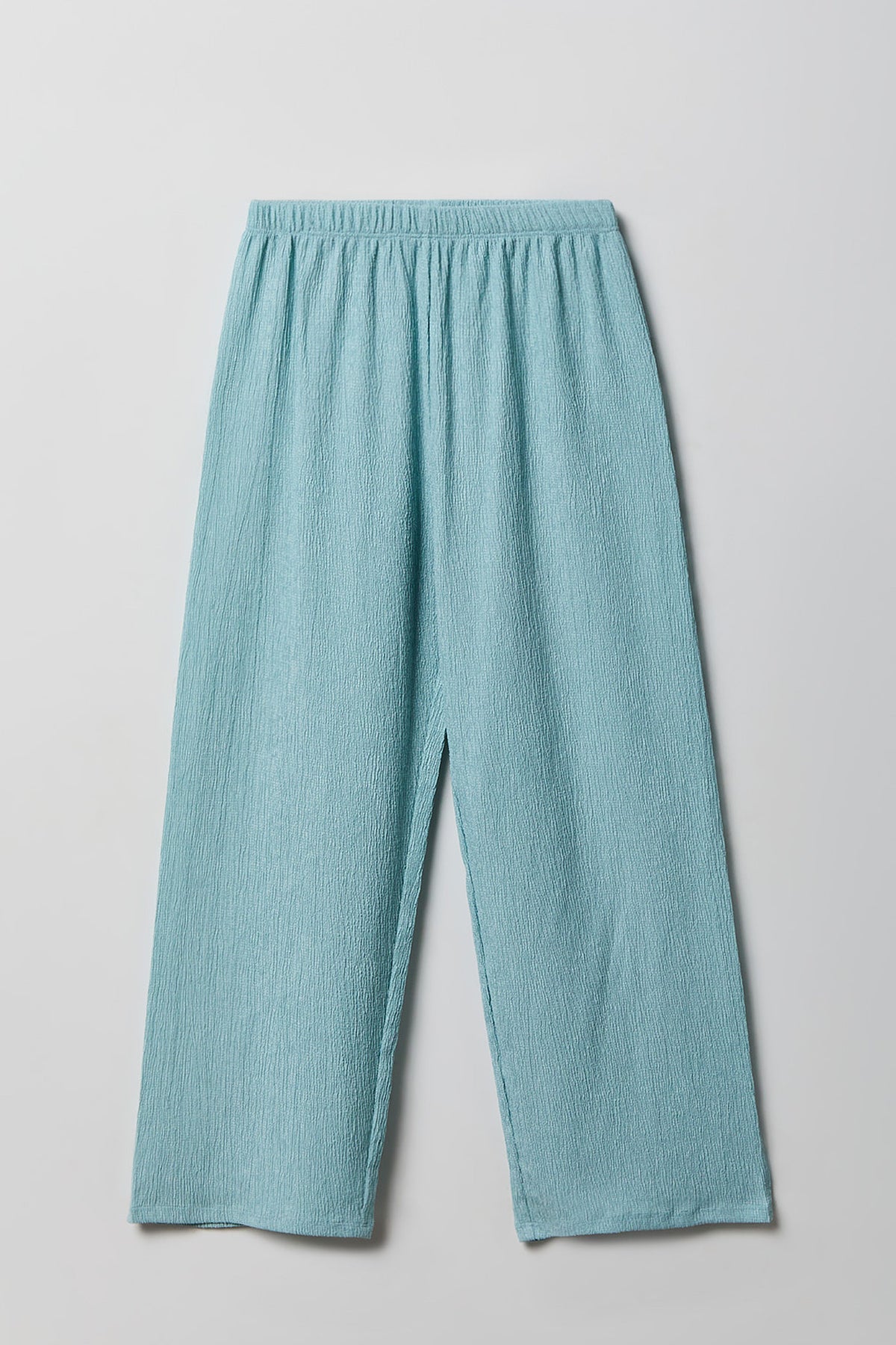 Vue alternative 4. Ensemble avec haut texturé à attaches latérales et pantalon pour fille