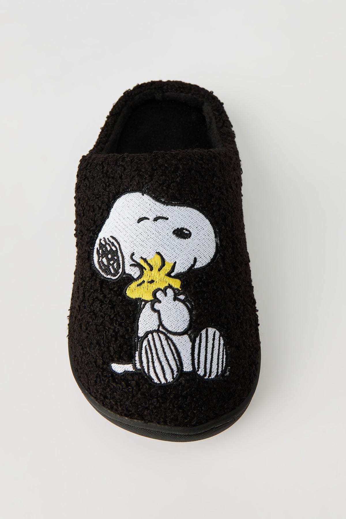 Vue alternative 3. Pantoufles en Sherpa Peanuts Snoopy pour enfant