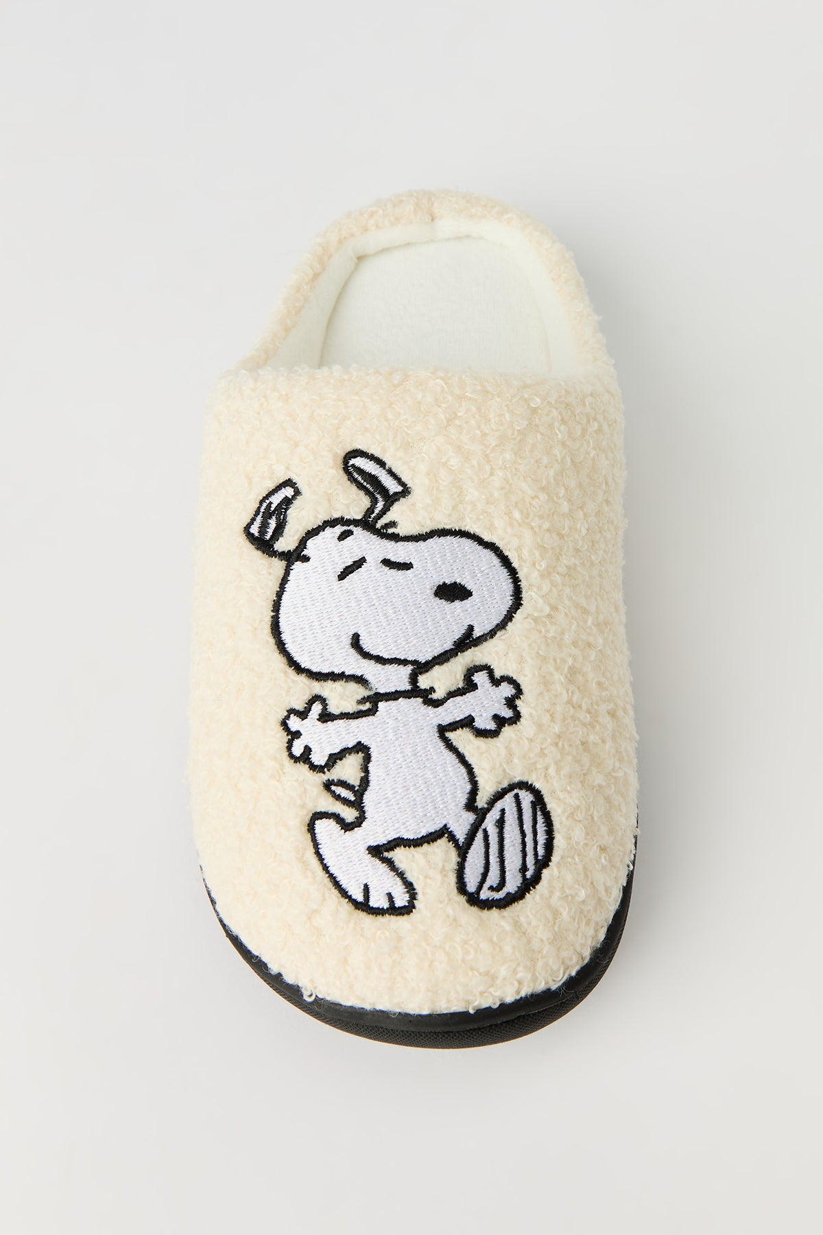 Vue alternative 3. Pantoufles en Sherpa Peanuts Snoopy pour enfant