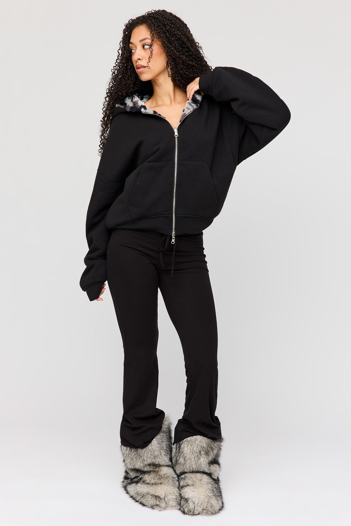 Alt View 3. Reversible Faux Fur Lined Boxy Zip Hoodie - Black