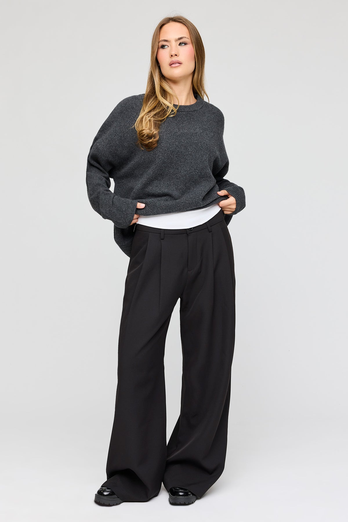 Baggy Dress Pant - Black