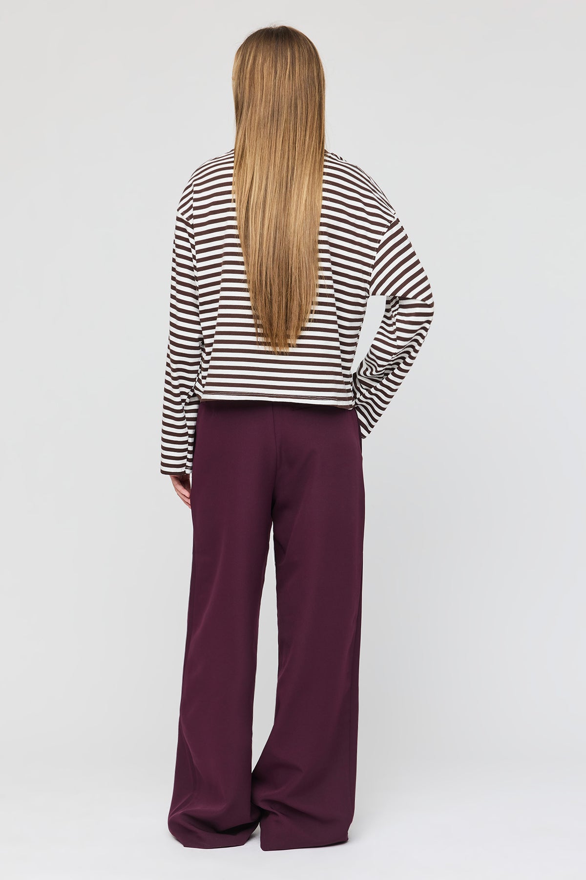Vue alternative 3. Pantalon habillé avec taille cintrée