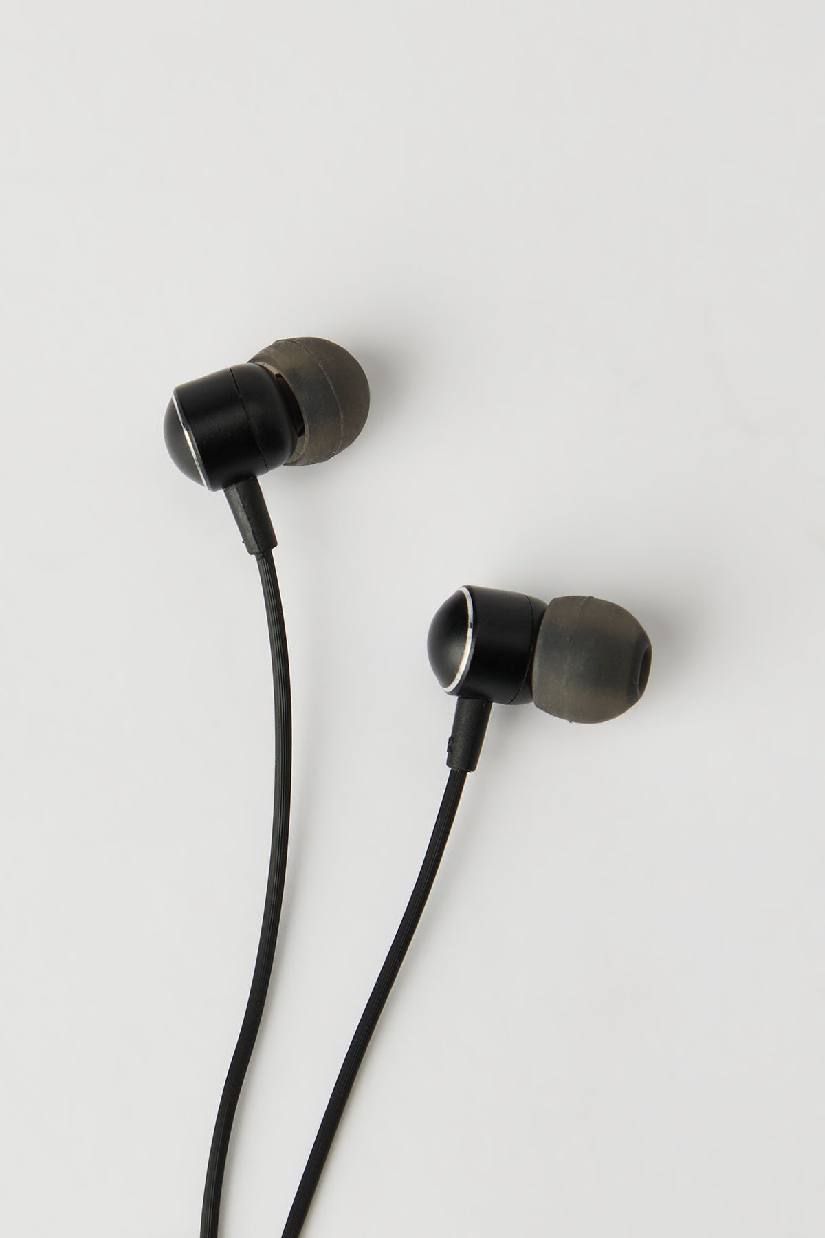 Wired Earbuds - Black