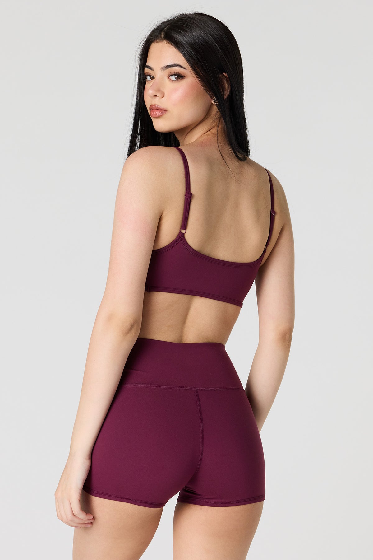 Vue alternative 2. Short de cycliste U/A 2,75 po