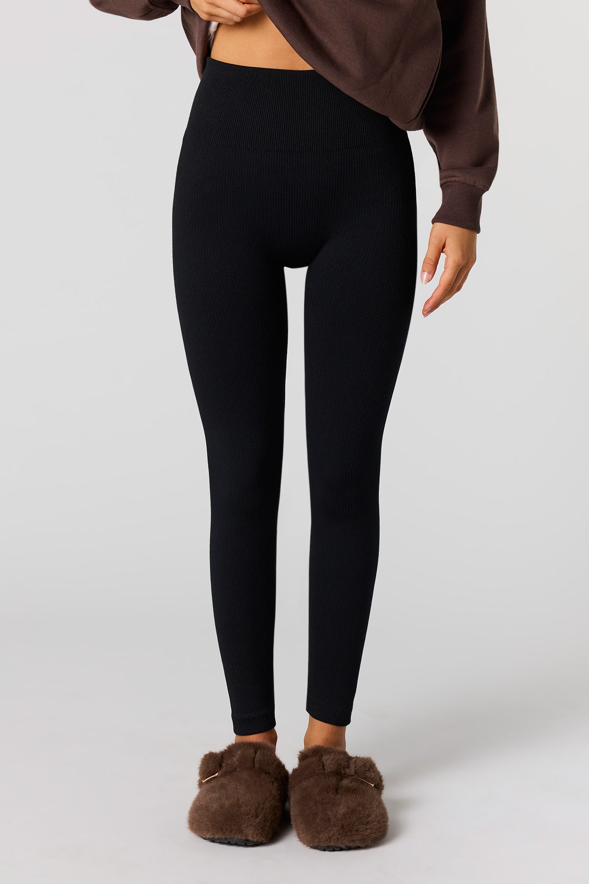 Alt View 2. High Rise Seamless Ribbed Legging - Black