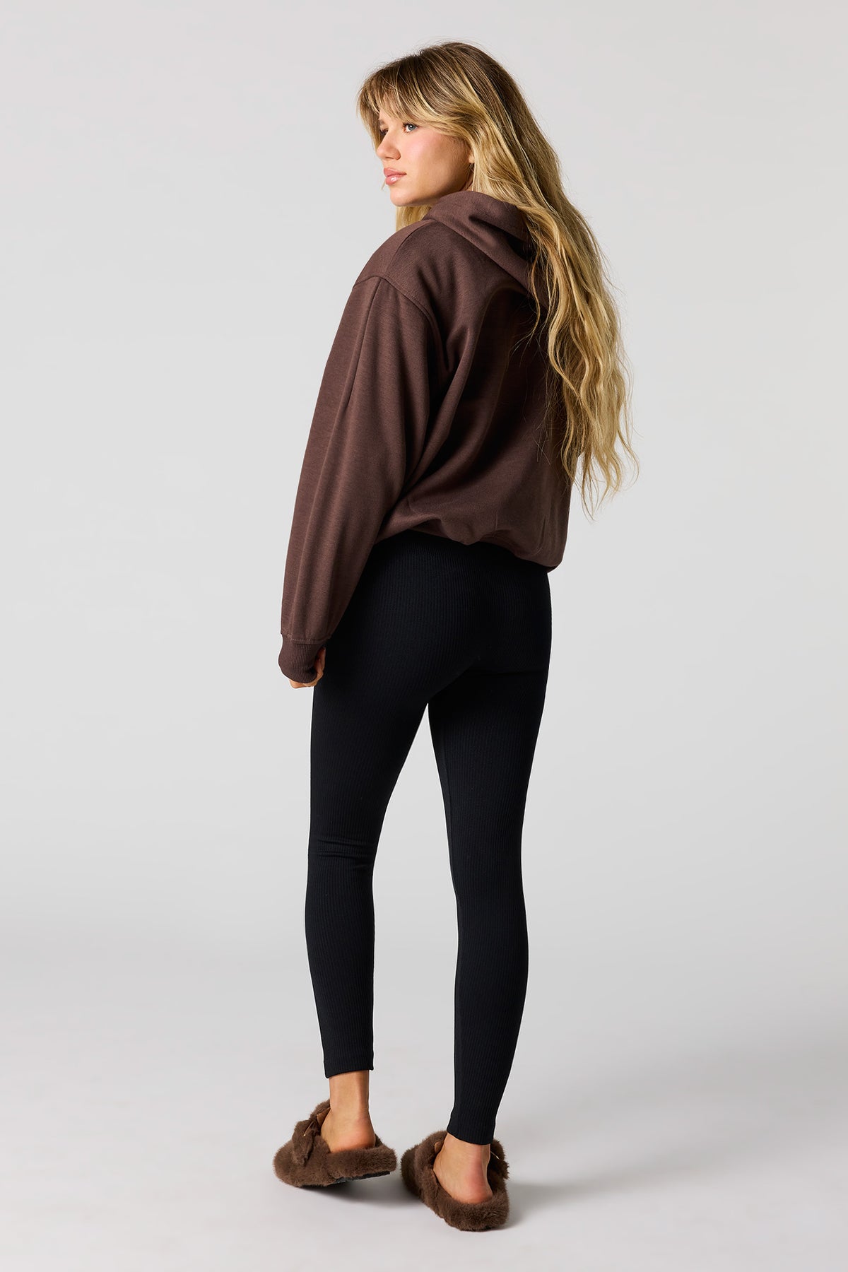 Alt View 3. High Rise Seamless Ribbed Legging - Black