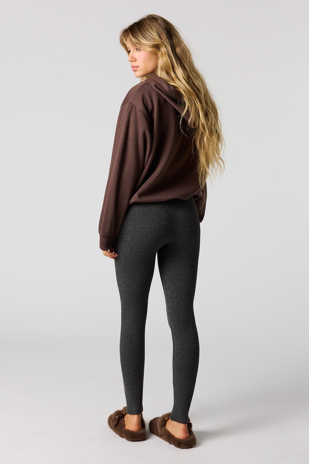 Alt View 3. High Rise Seamless Ribbed Legging - Charcoal