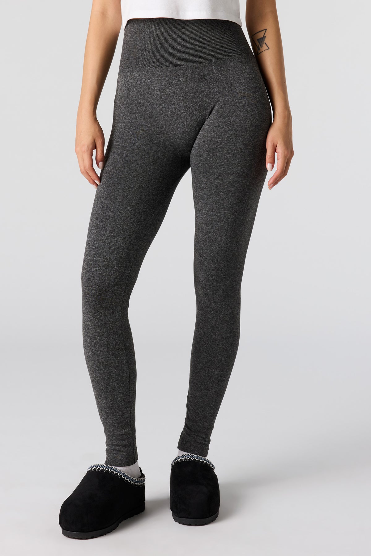 Alt View 2. Seamless High Rise Legging - Charcoal