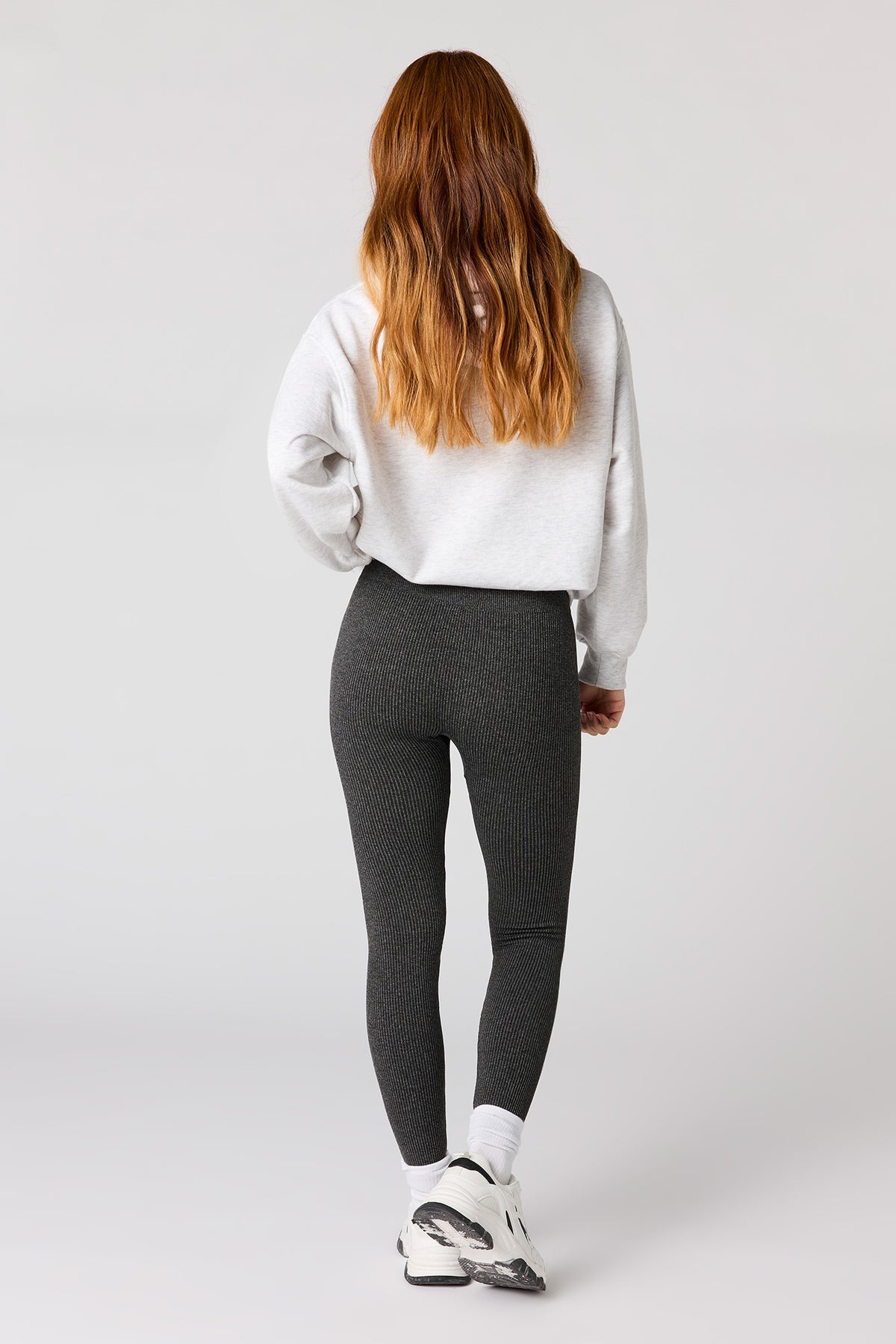 Vue alternative 3. Legging côtelé sans couture à taille haute