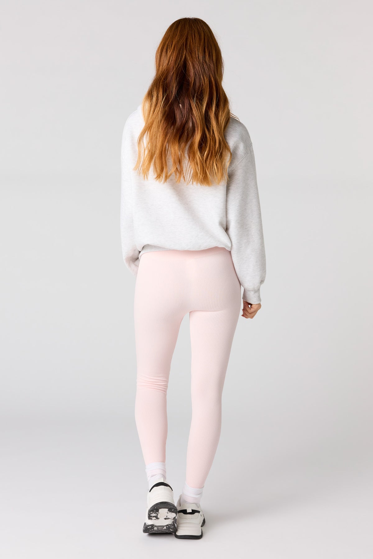 Vue alternative 3. Legging côtelé sans couture à taille haute