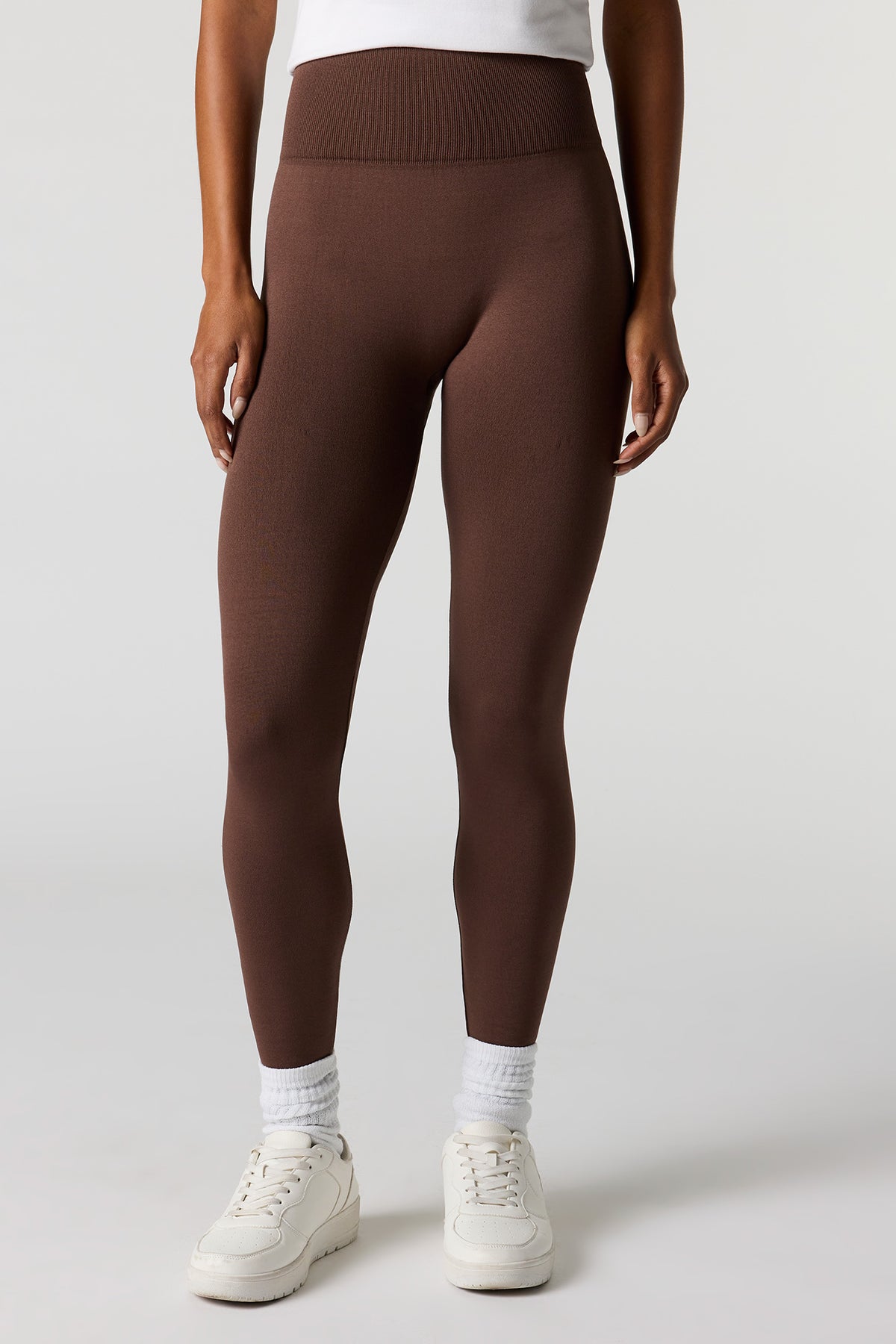 Alt View 2. High Rise Seamless Legging - Brown