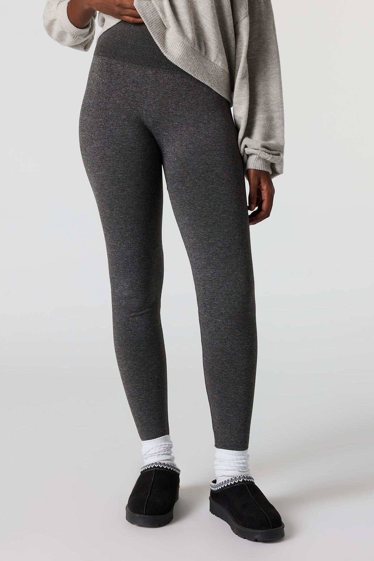 Alt View 2. High Rise Seamless Legging - Charcoal