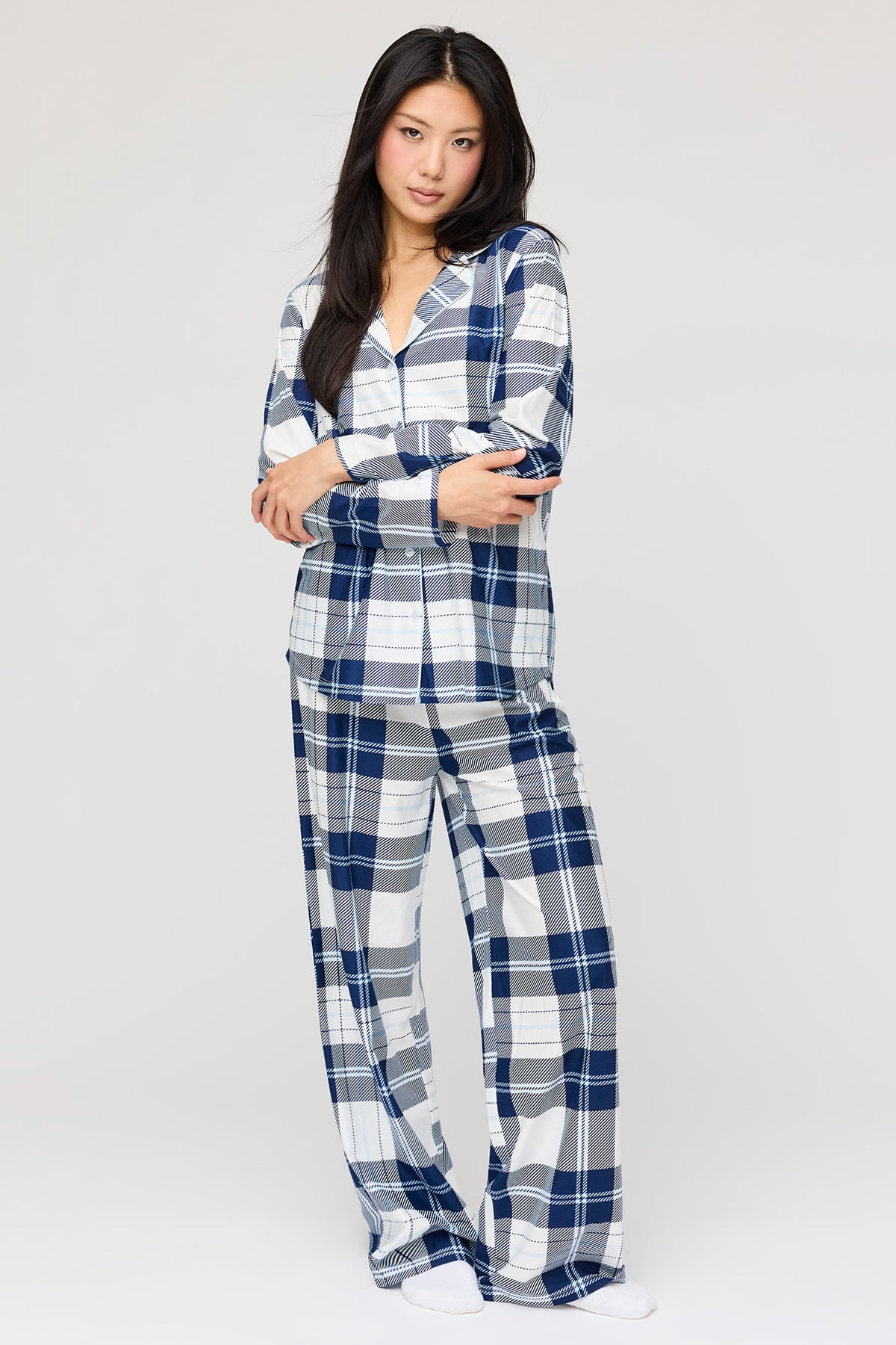 Ensemble pyjama avec haut boutonné en flanelle à manches longues et pantalon