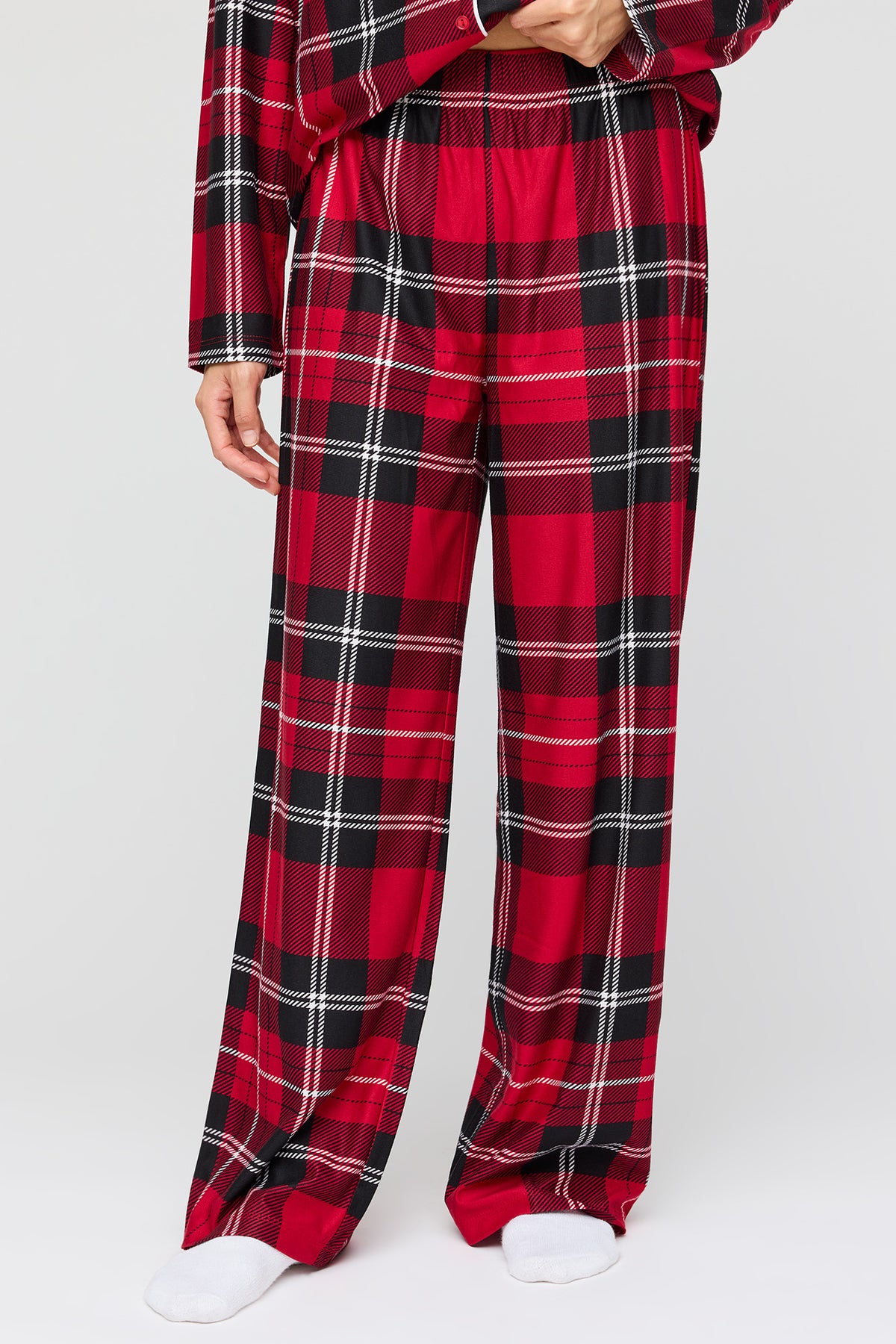 Alt View 3. Flannel Button-Up Long Sleeve Top & Pant Pajama Set - Red