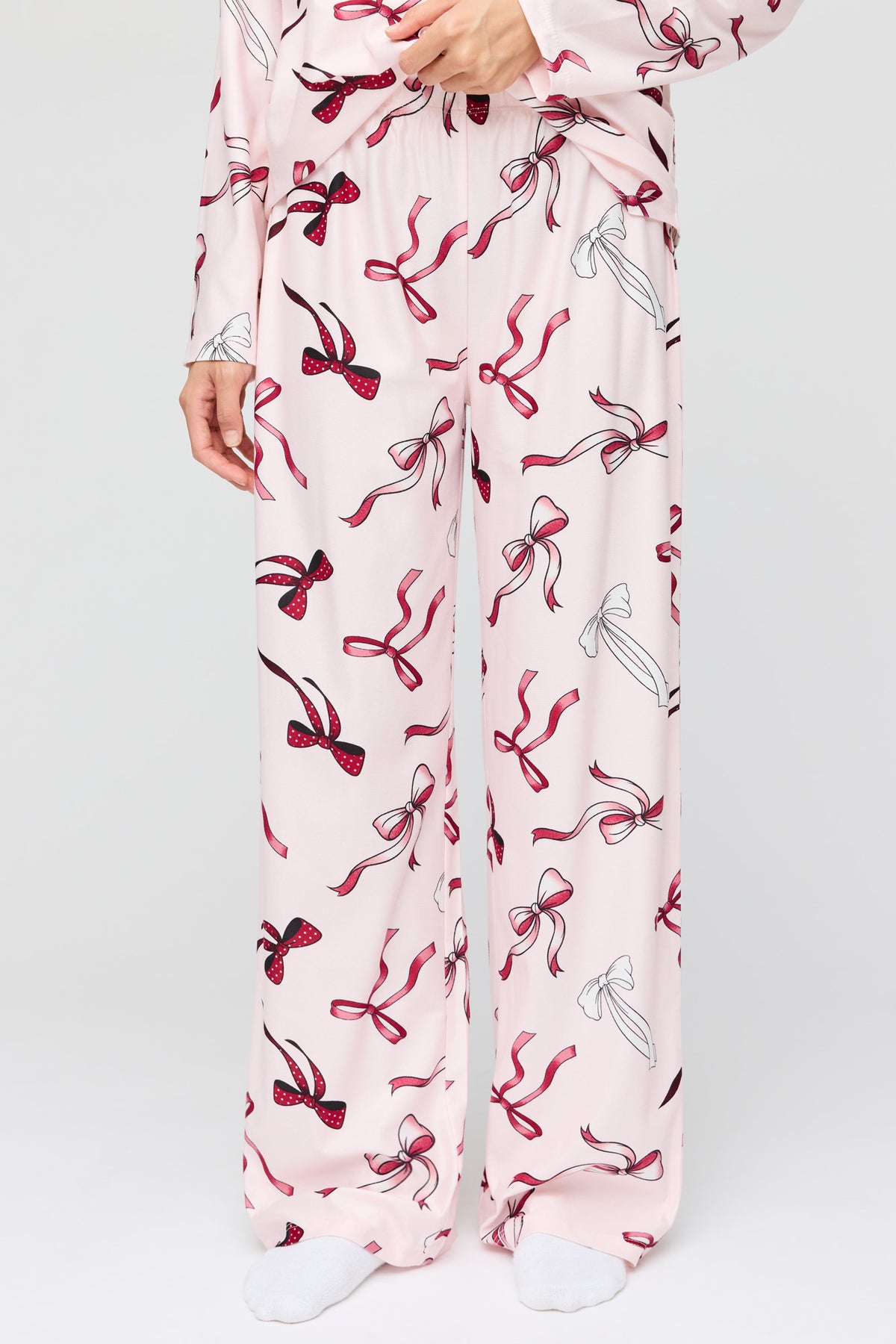 Vue alternative 3. Ensemble pyjama avec haut boutonné en flanelle à manches longues et pantalon