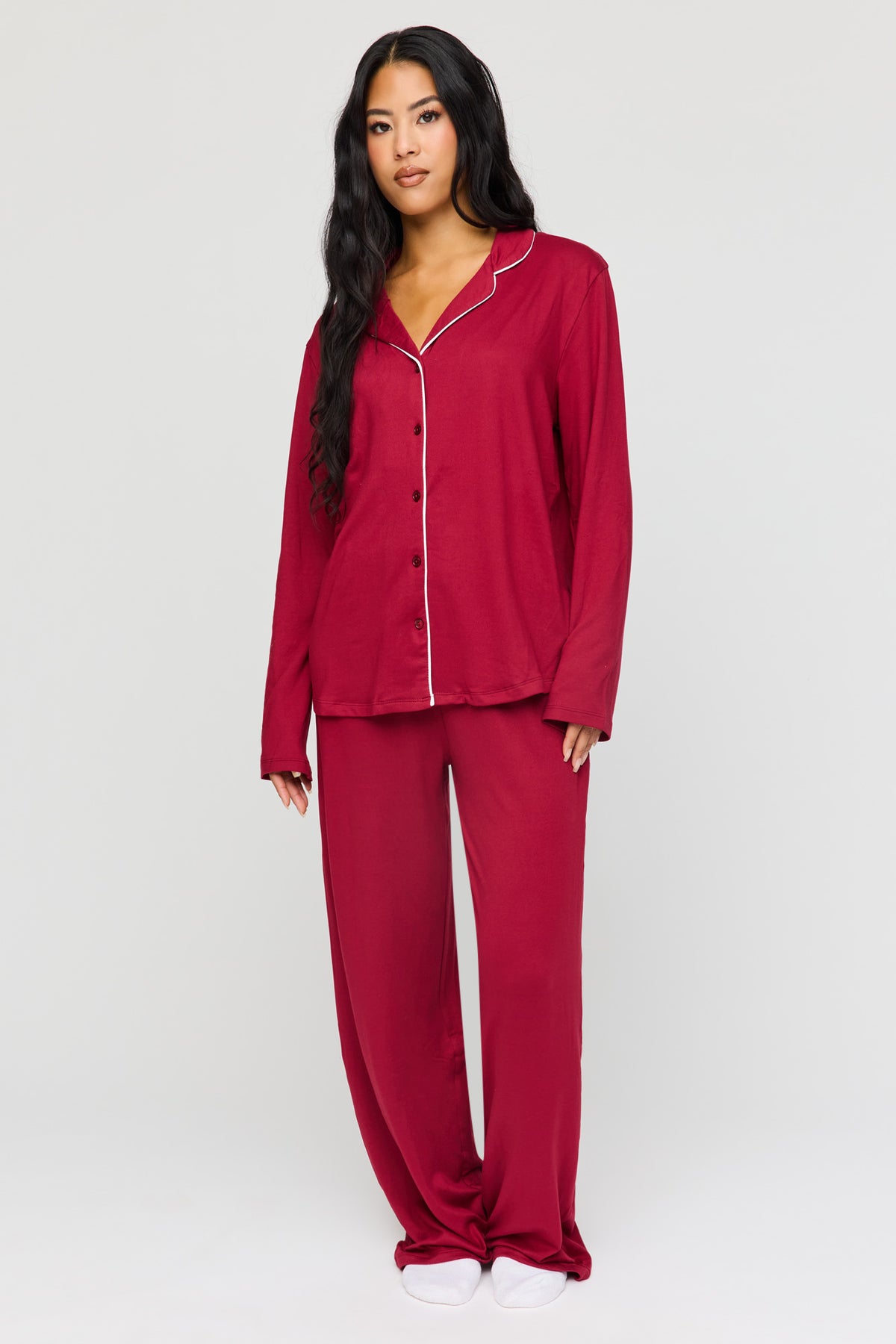 Ensemble pyjama avec haut boutonné à manches longues et pantalon
